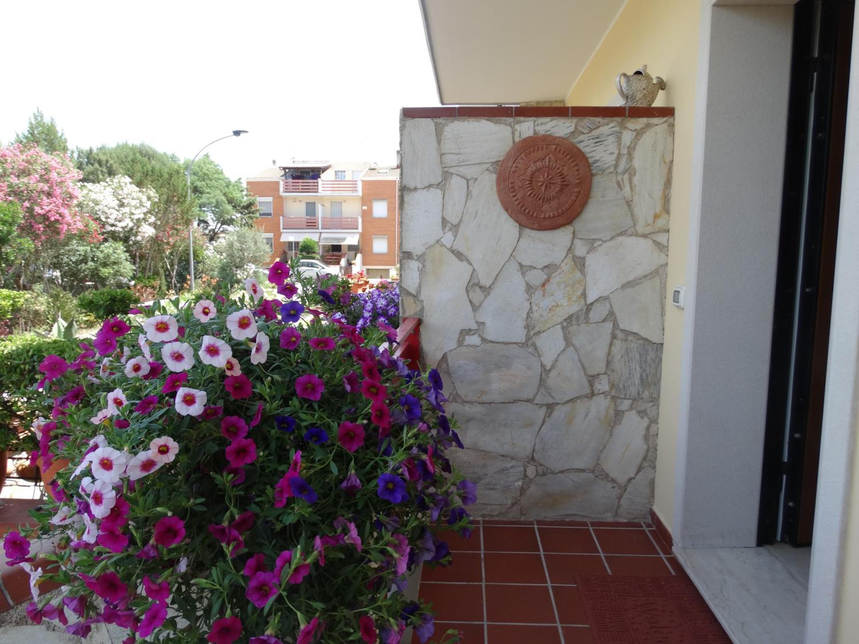 Silenzi Holiday Home view 5