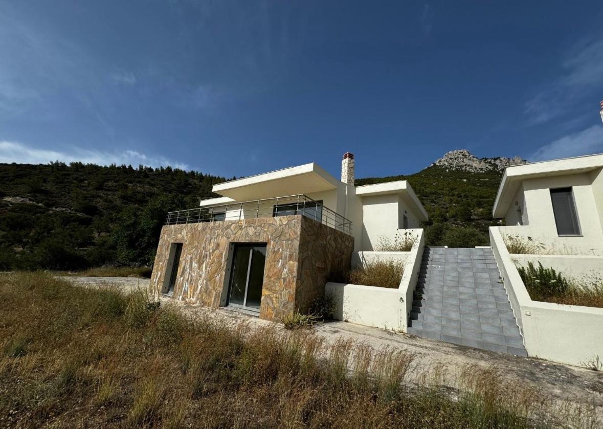 White Sand Loutraki Villa - Sea View