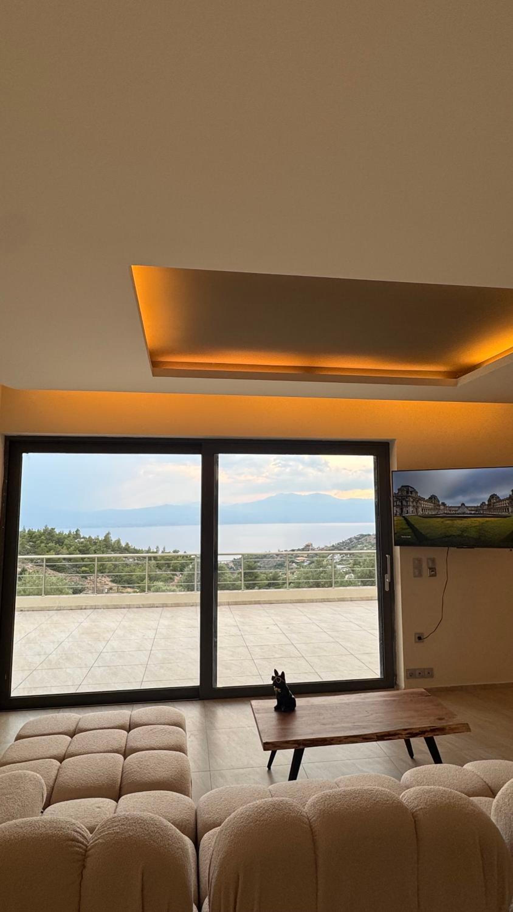 White Sand Loutraki Villa - Sea View