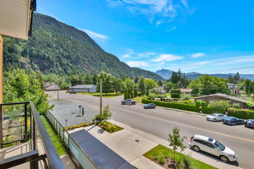 Harrison Hot Springs Lakeside