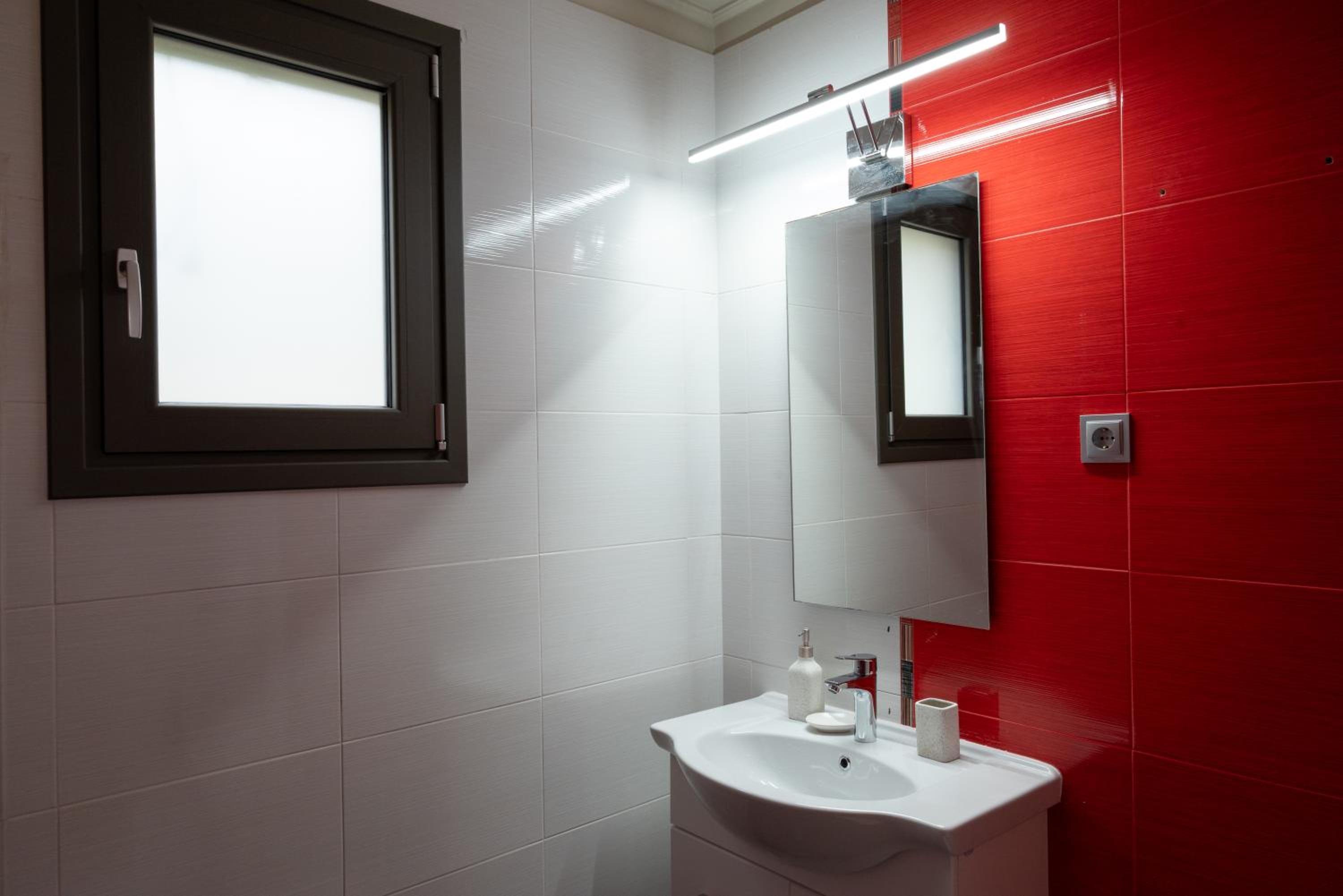 White Sand Loutraki Villa - Sea View