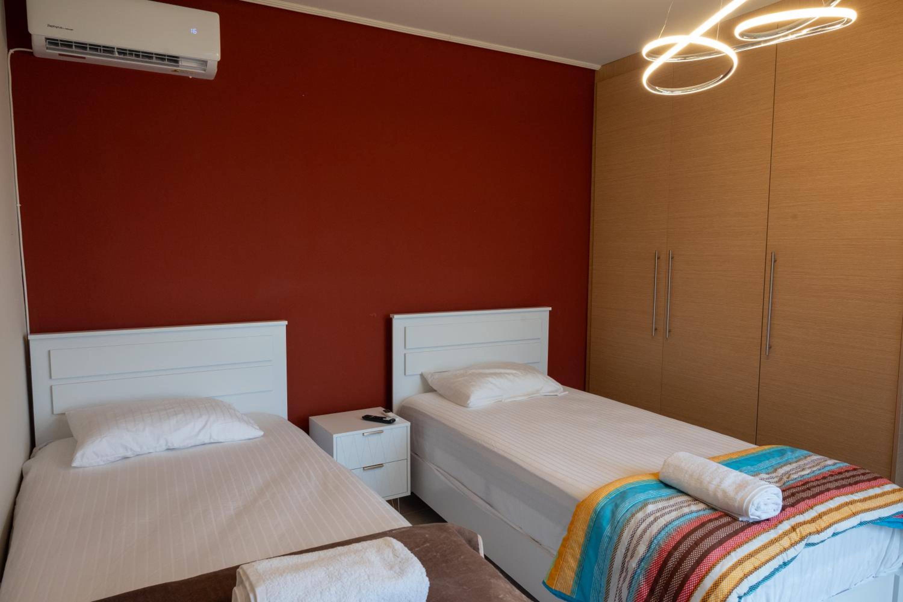 White Sand Loutraki Villa - Sea View