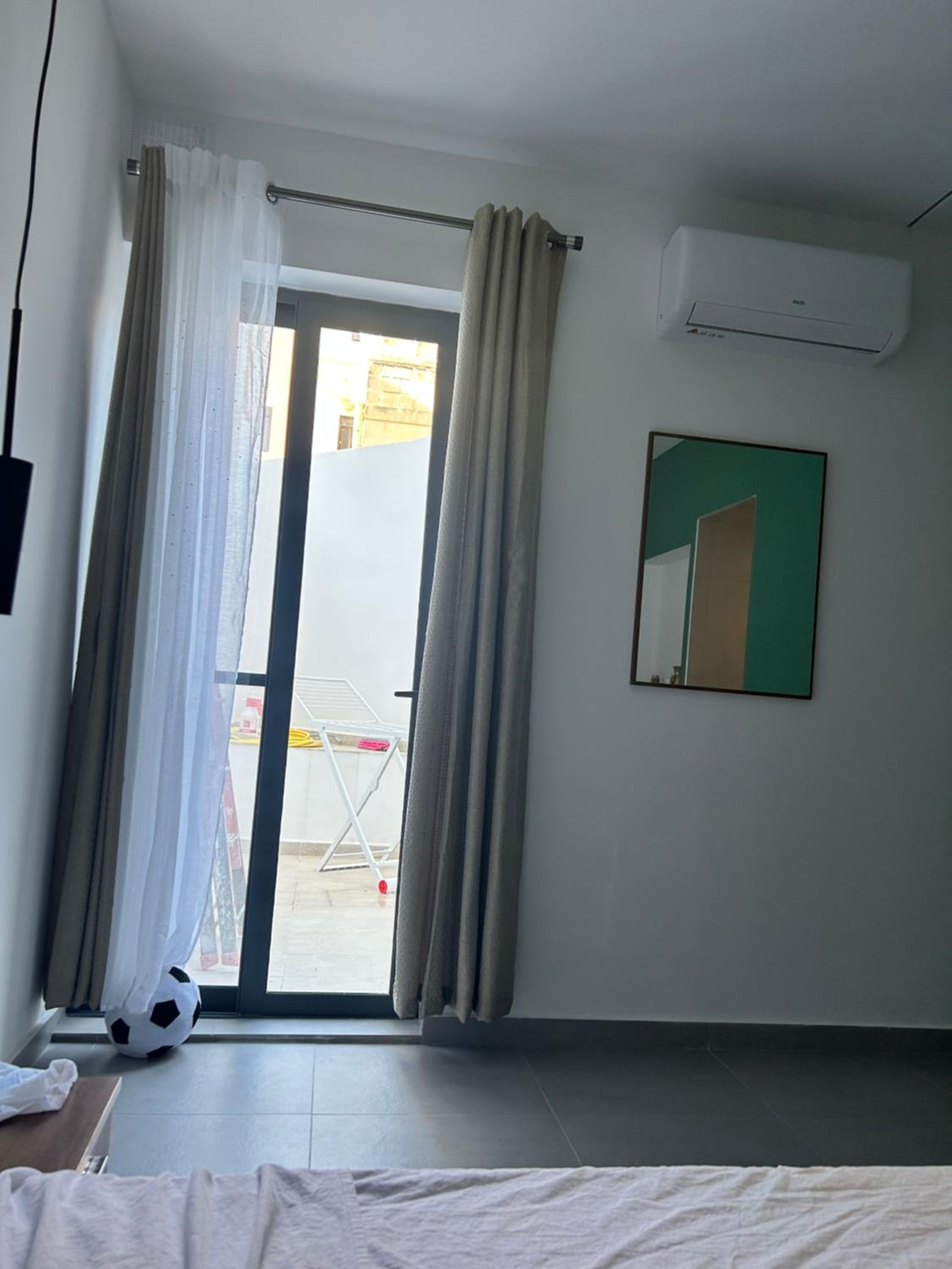Stylish Seaside 1br Maisonette Marsaxlokk Bay