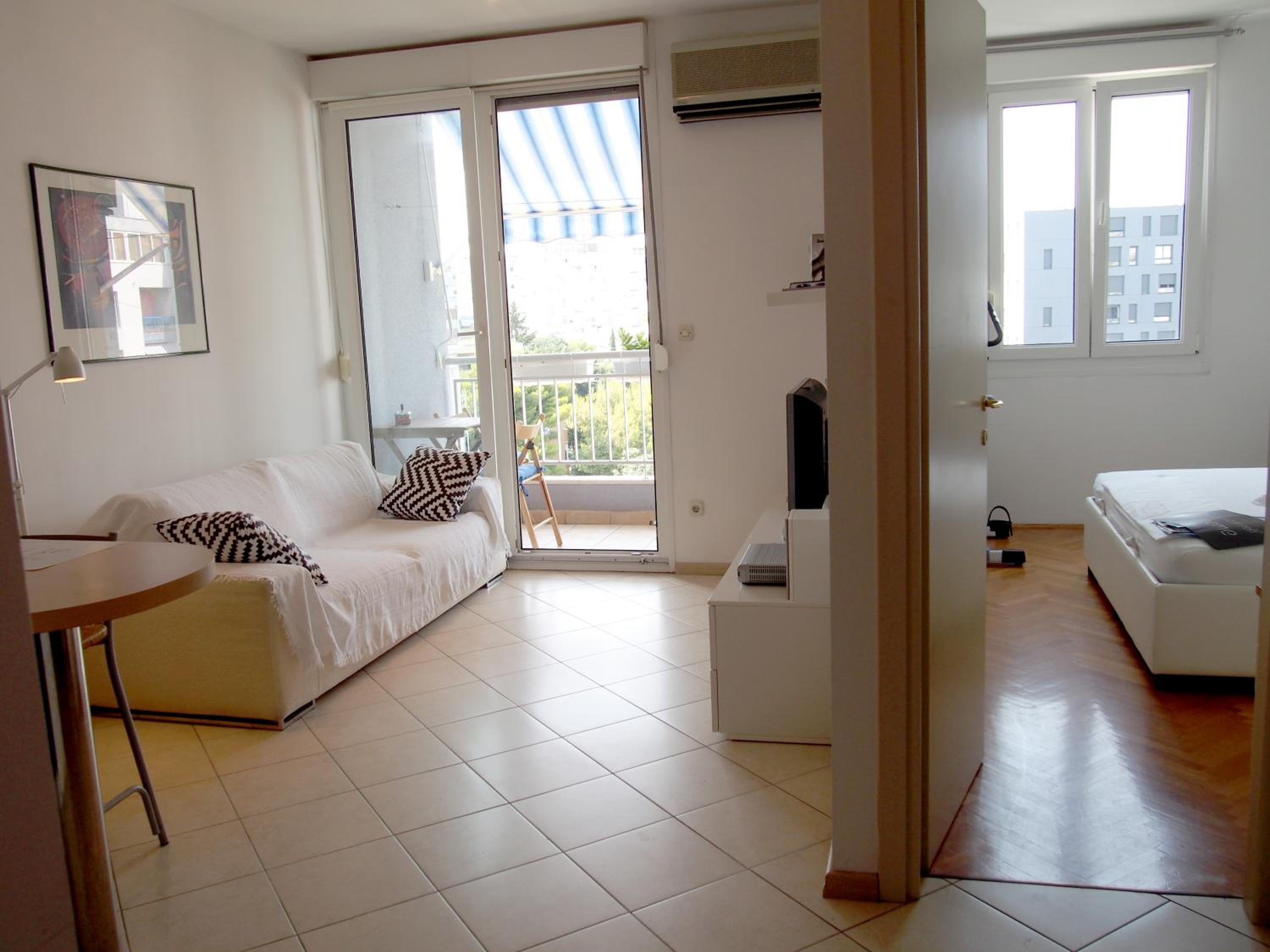 Apartment Viola view 2