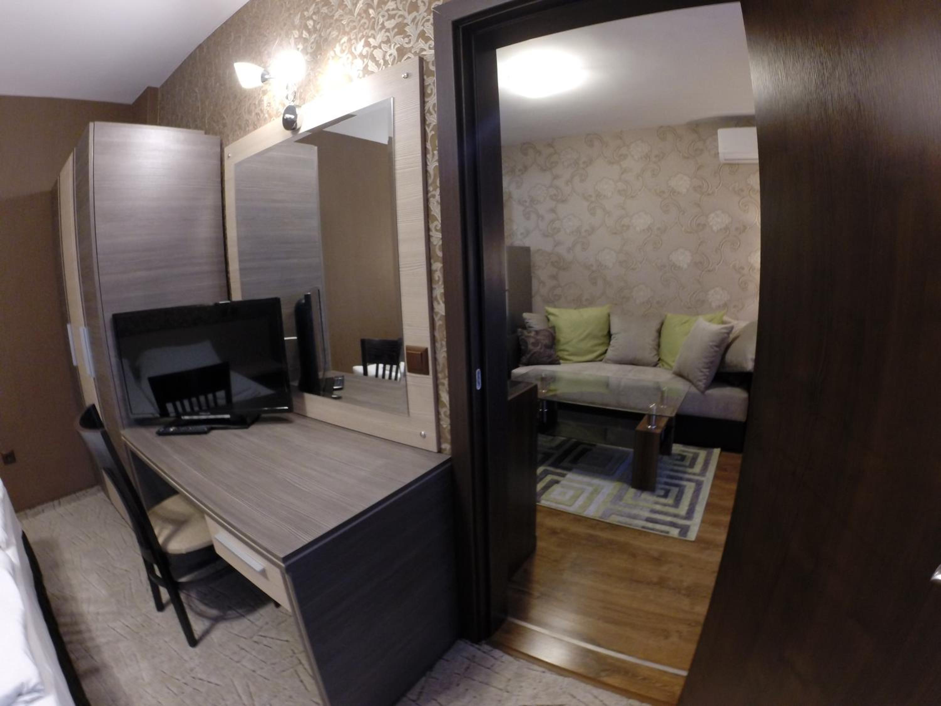 VIP Apartments Dobrevi