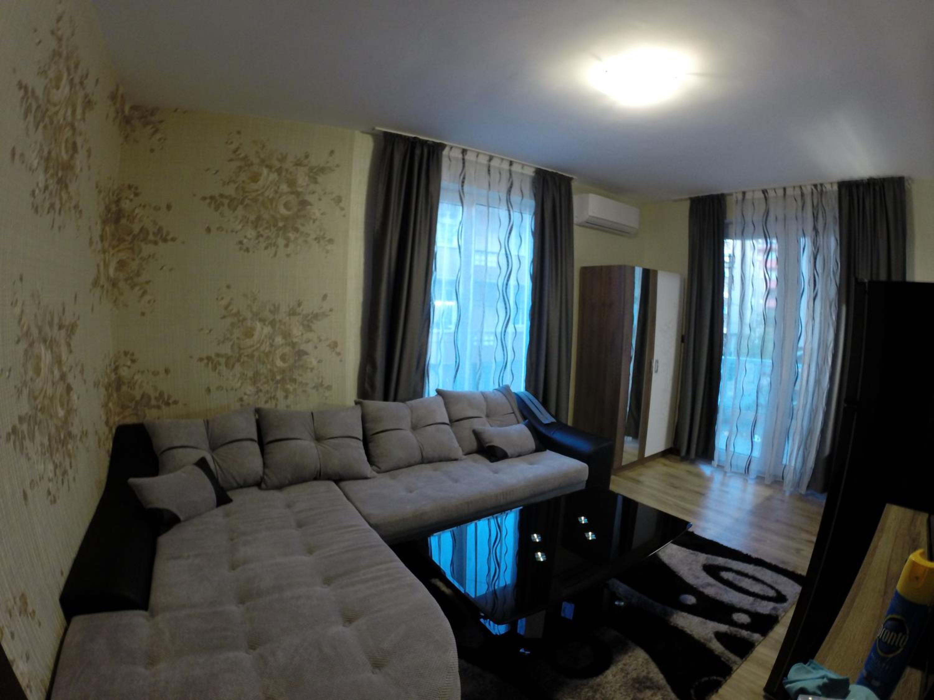 VIP Apartments Dobrevi
