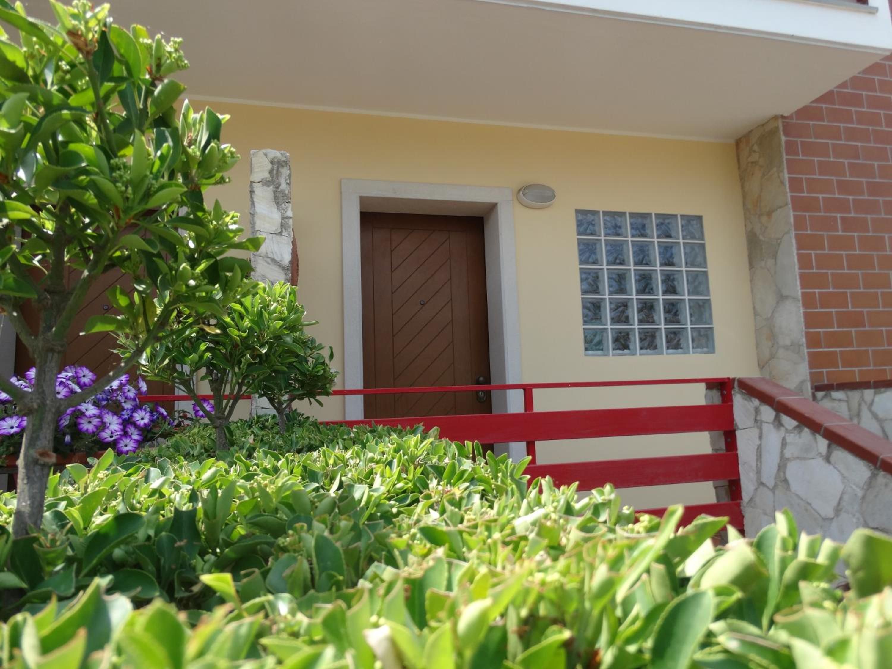 Silenzi Holiday Home view 4