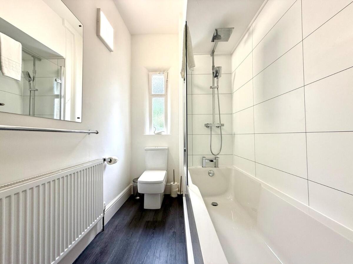 New Town luxury 1 bed apartment
