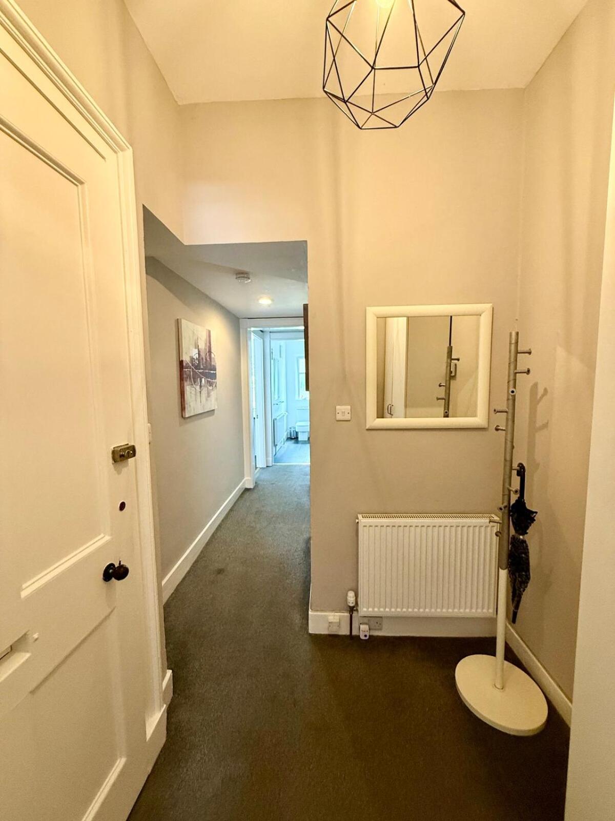 New Town luxury 1 bed apartment