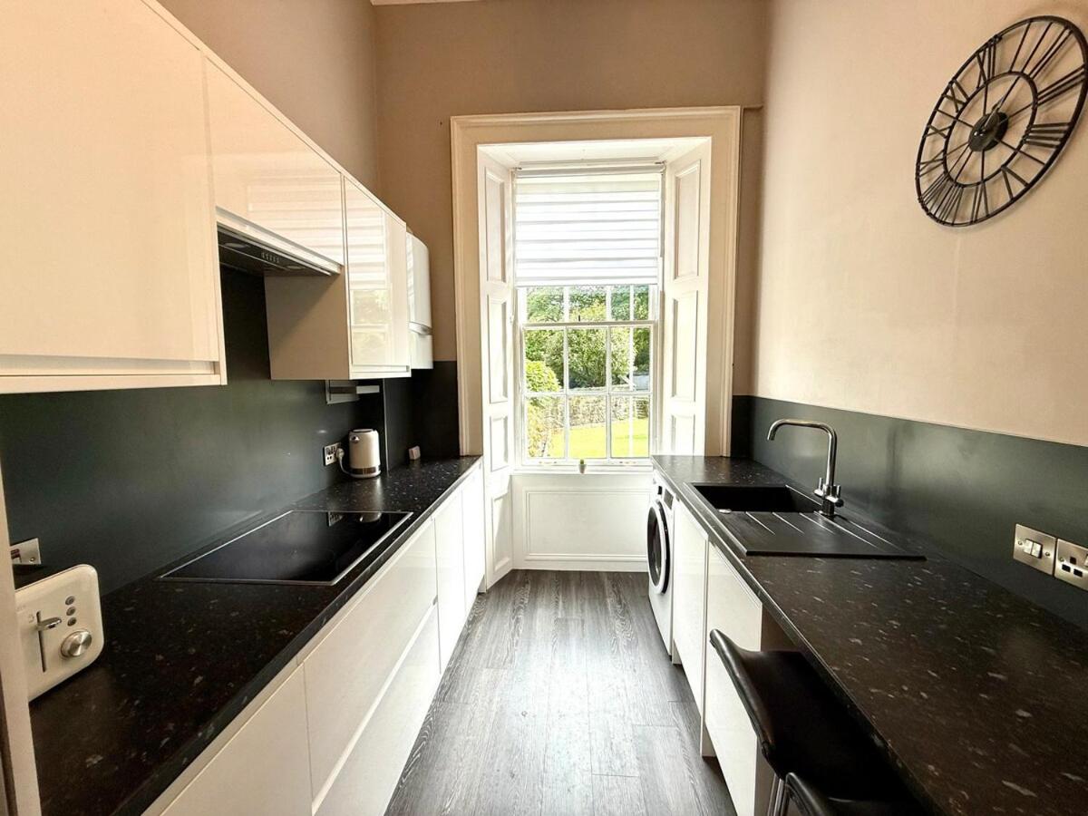 New Town luxury 1 bed apartment