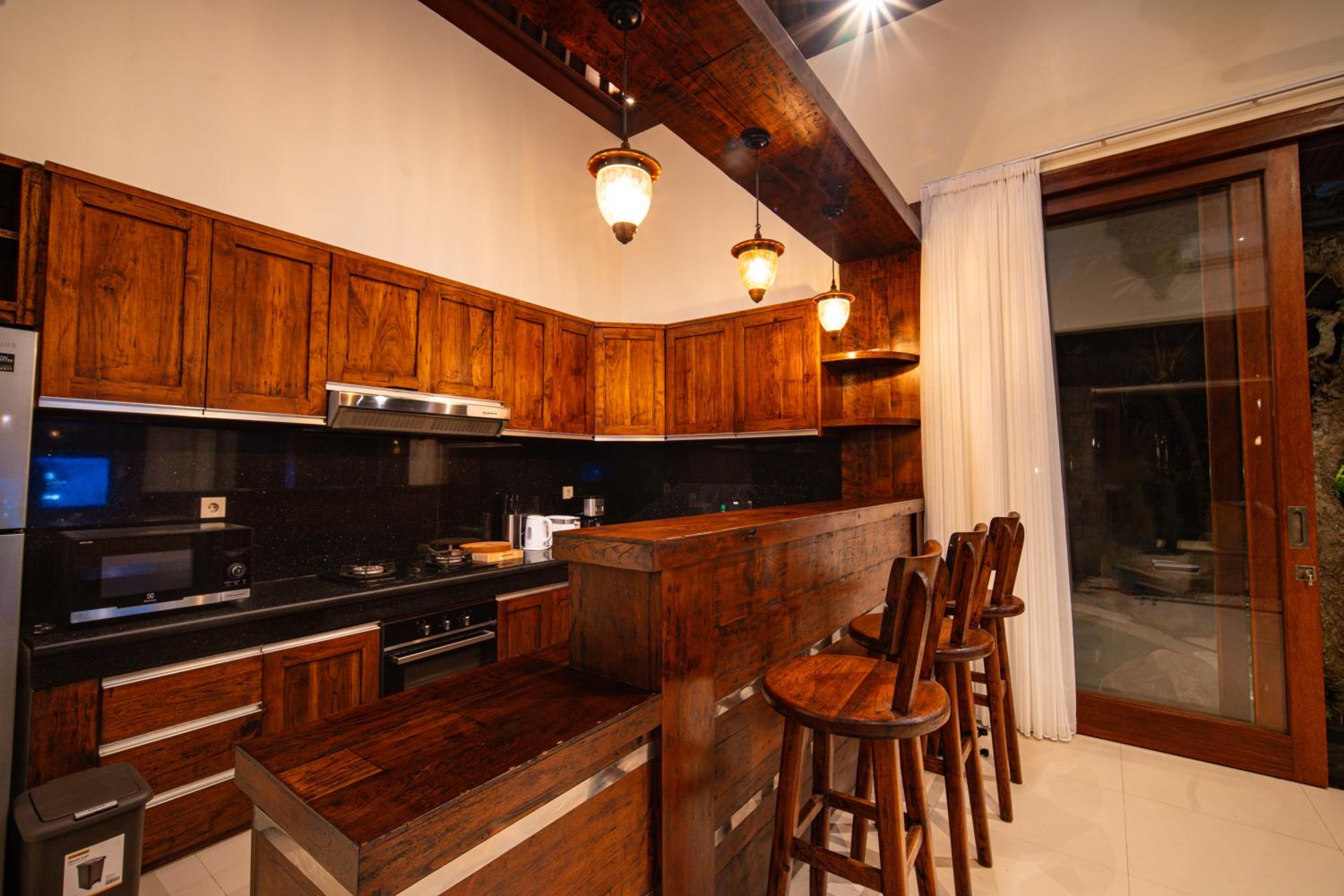 Magnifica Villa Canggu - 3BR Private villa 5 mins to Finns Beach Club