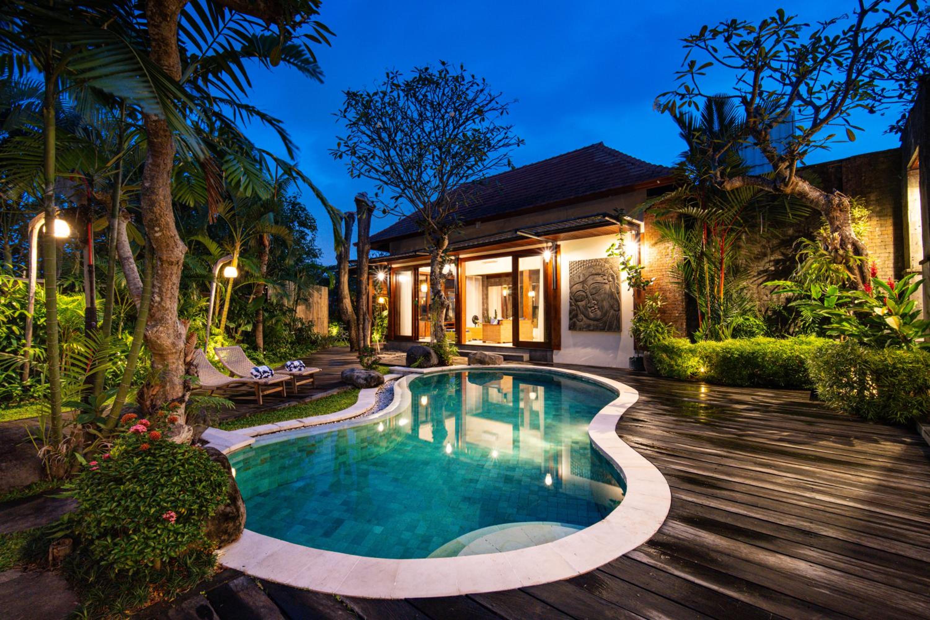 Magnifica Villa Canggu - 3BR Private villa 5 mins to Finns Beach Club