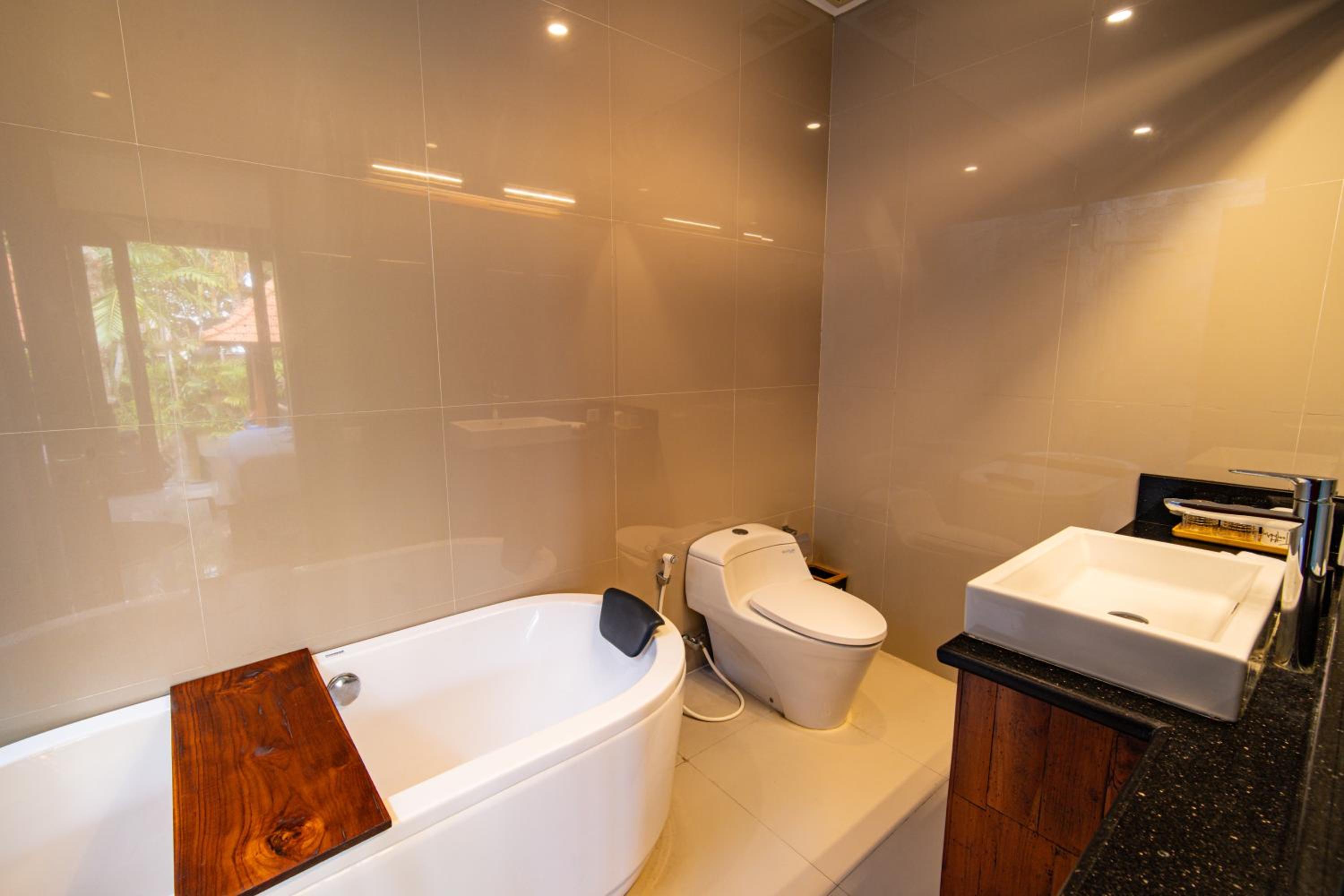 Magnifica Villa Canggu - 3BR Private villa 5 mins to Finns Beach Club