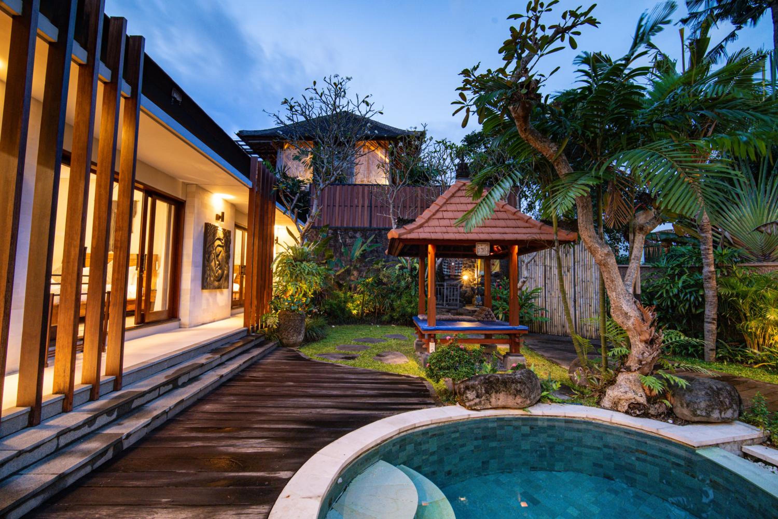 Magnifica Villa Canggu - 3BR Private villa 5 mins to Finns Beach Club
