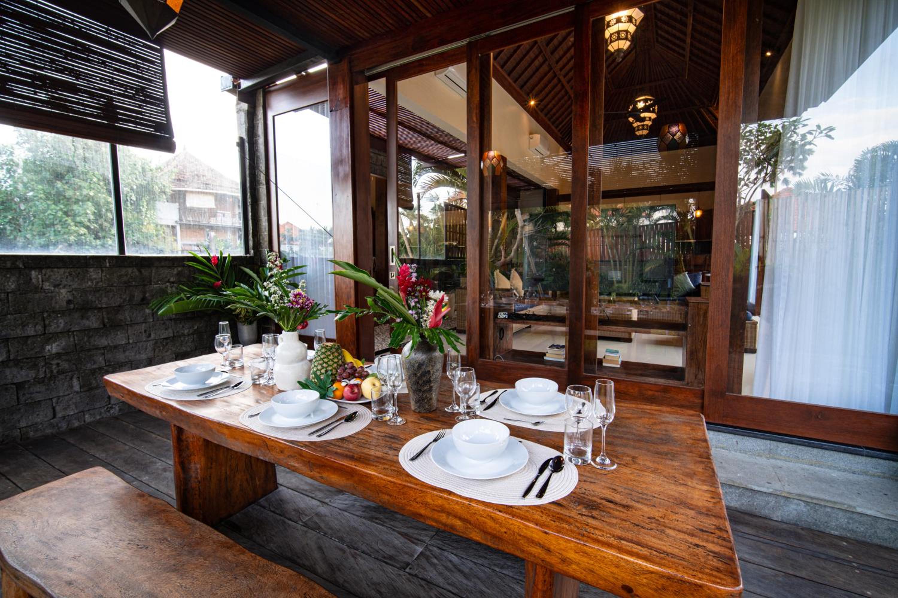 Magnifica Villa Canggu - 3BR Private villa 5 mins to Finns Beach Club
