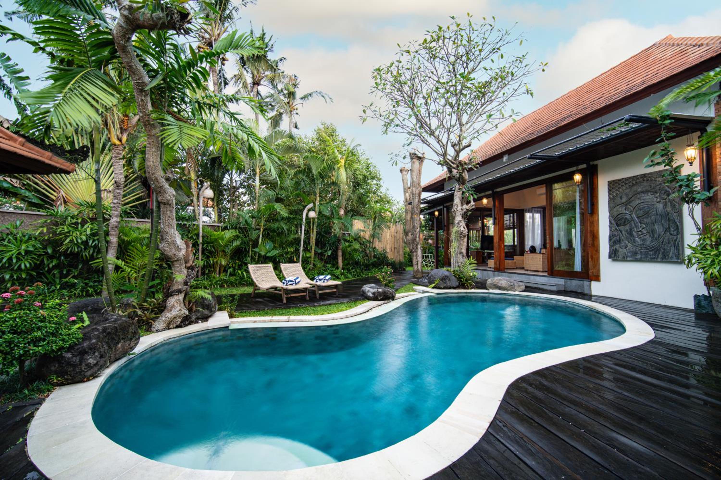 Magnifica Villa Canggu - 3BR Private villa 5 mins to Finns Beach Club