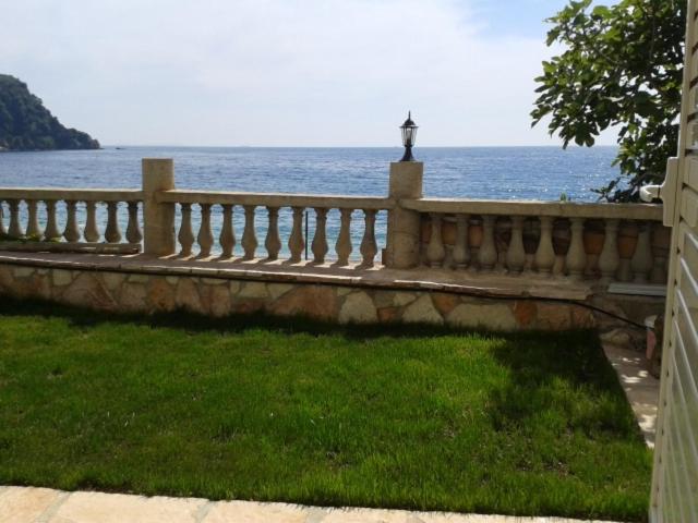 Magic Ionian Apartments & Rooms