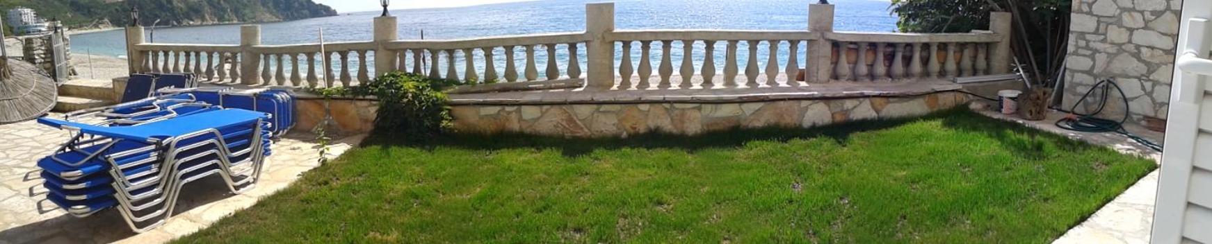 Magic Ionian Apartments & Rooms