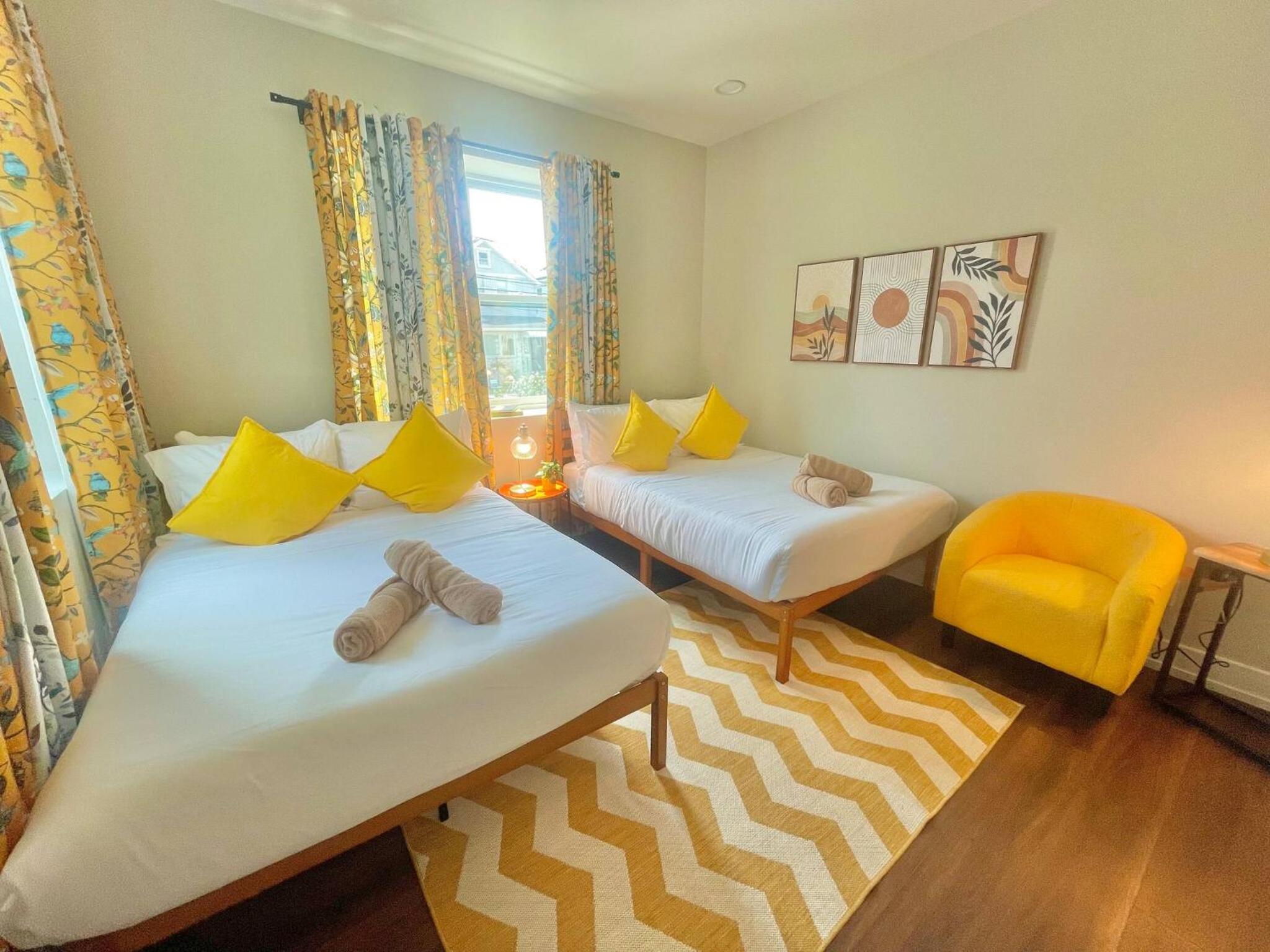 CityLine Group Stay | Near NYC | Private Parking