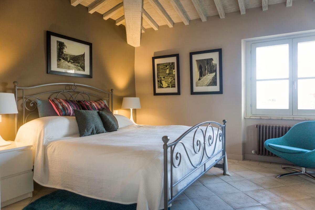 The Apartments Montone view 3