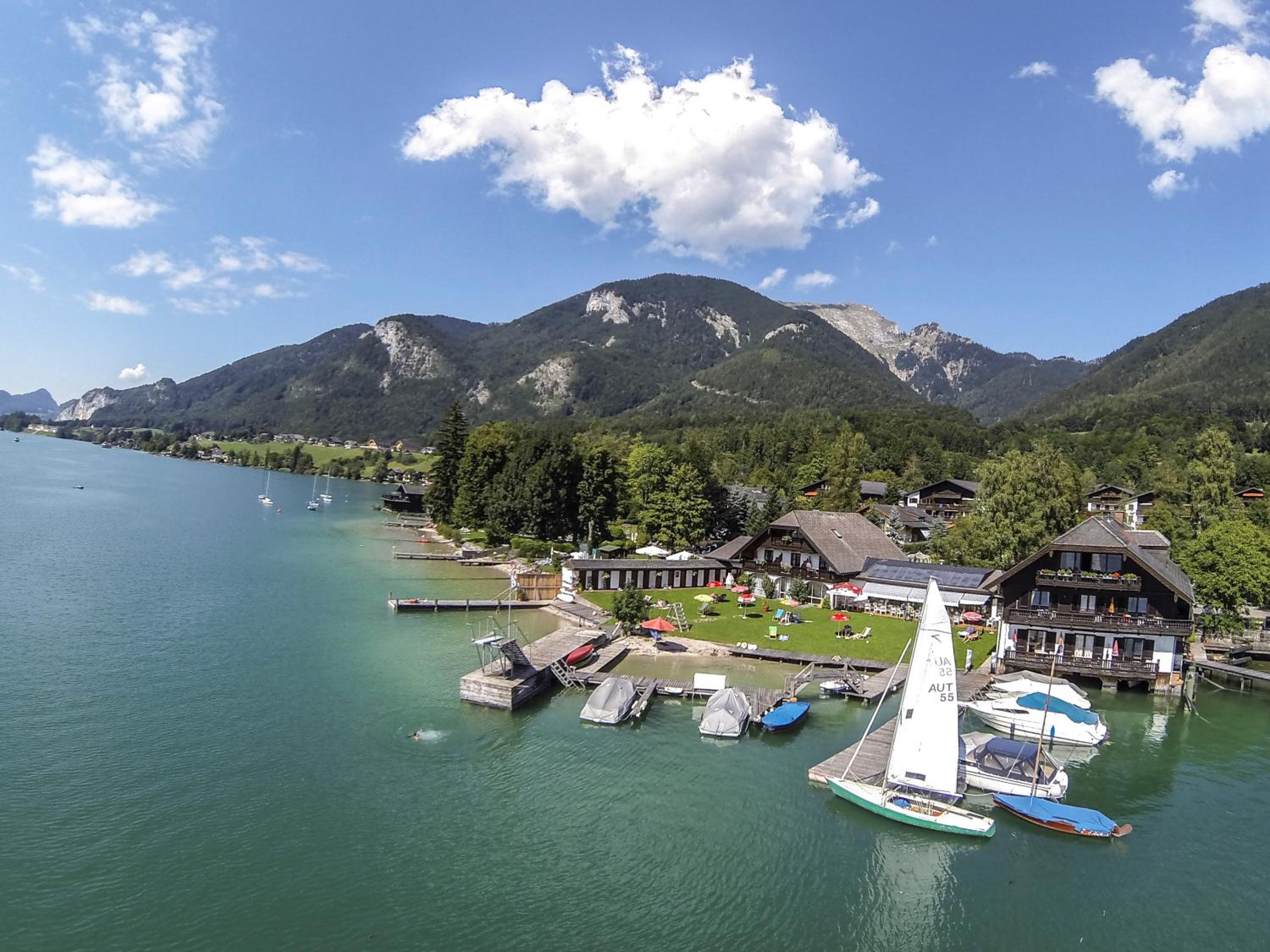 Arndt's Bootshaus view 2