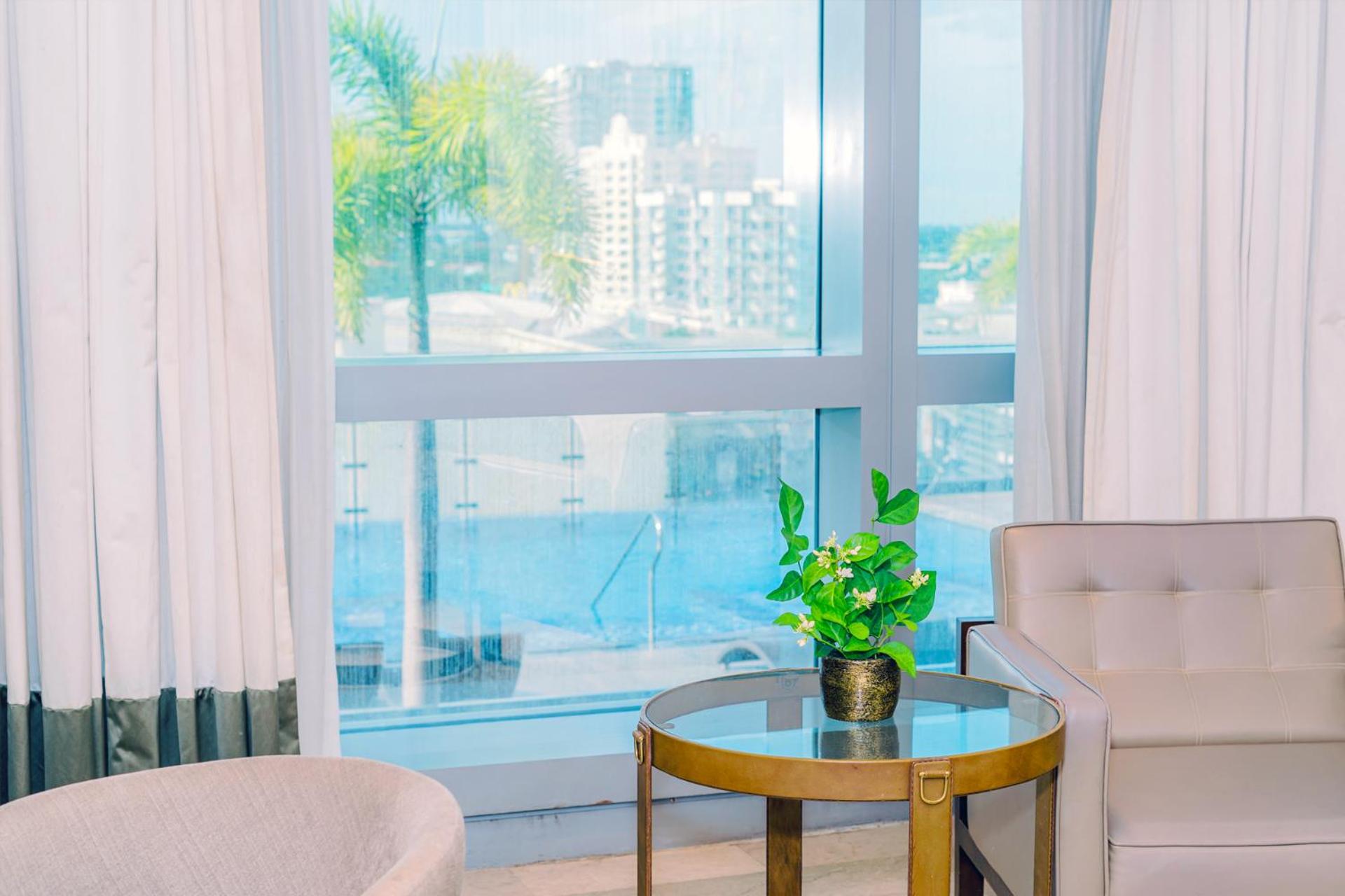 Convenient City Stay in Iloilo Business Park