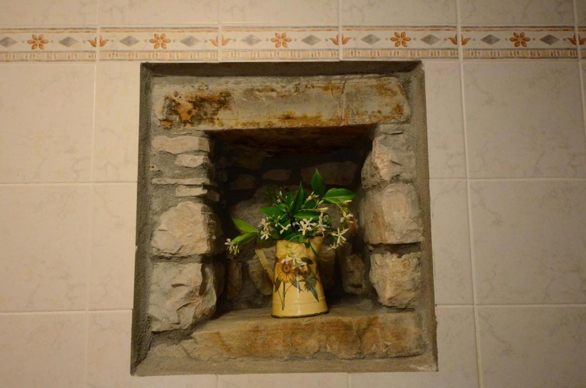 Photo 51