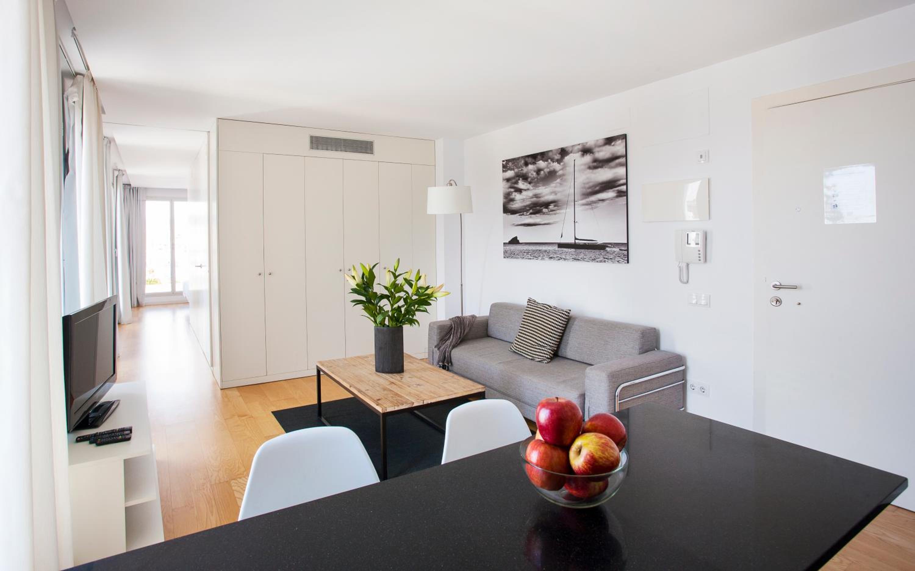 Durlet Beach Apartments