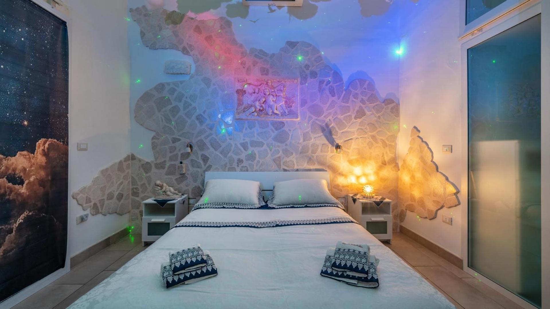 V&M Suite con Jacuzzi by Rentbeat