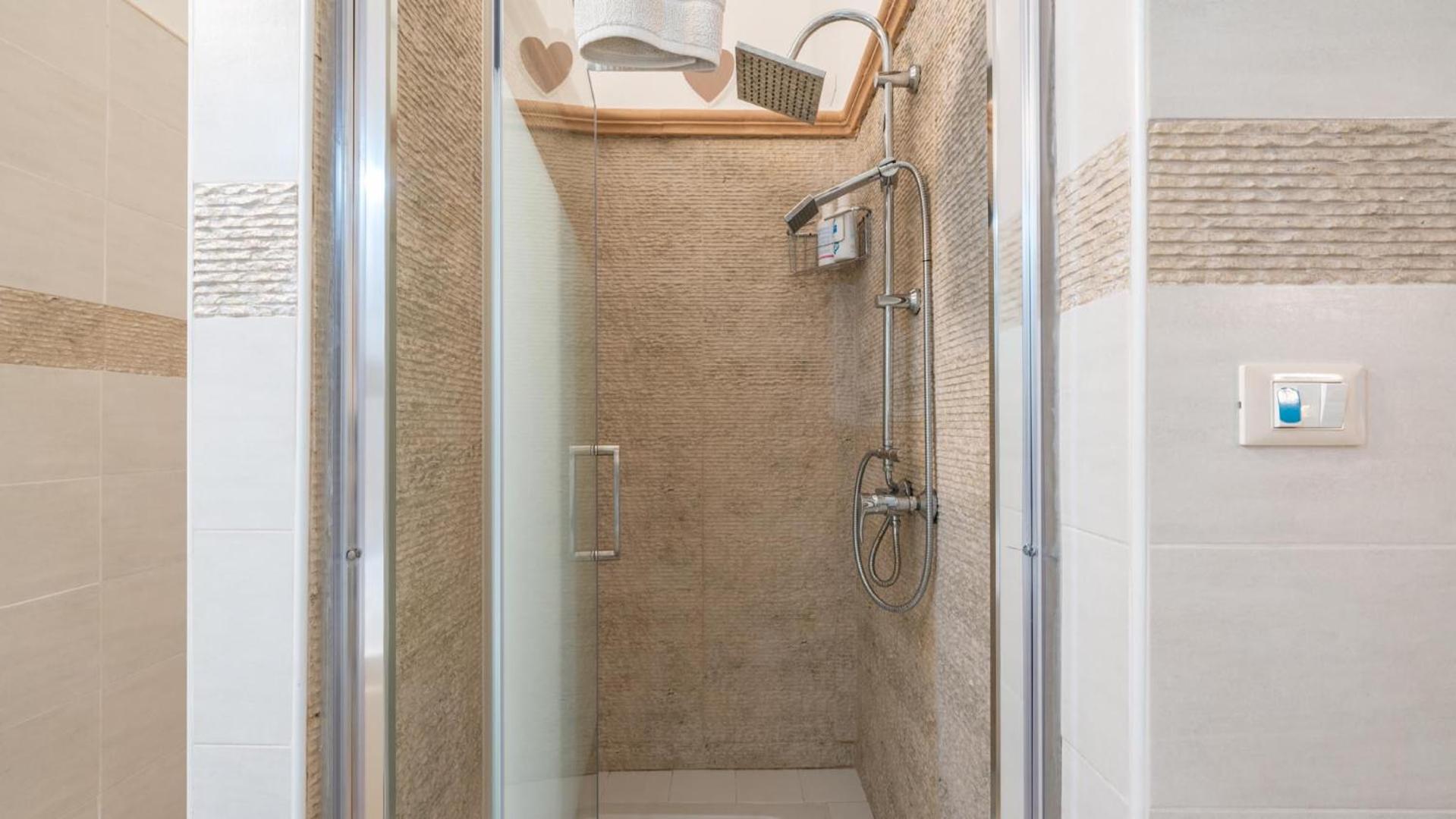 V&M Suite con Jacuzzi by Rentbeat