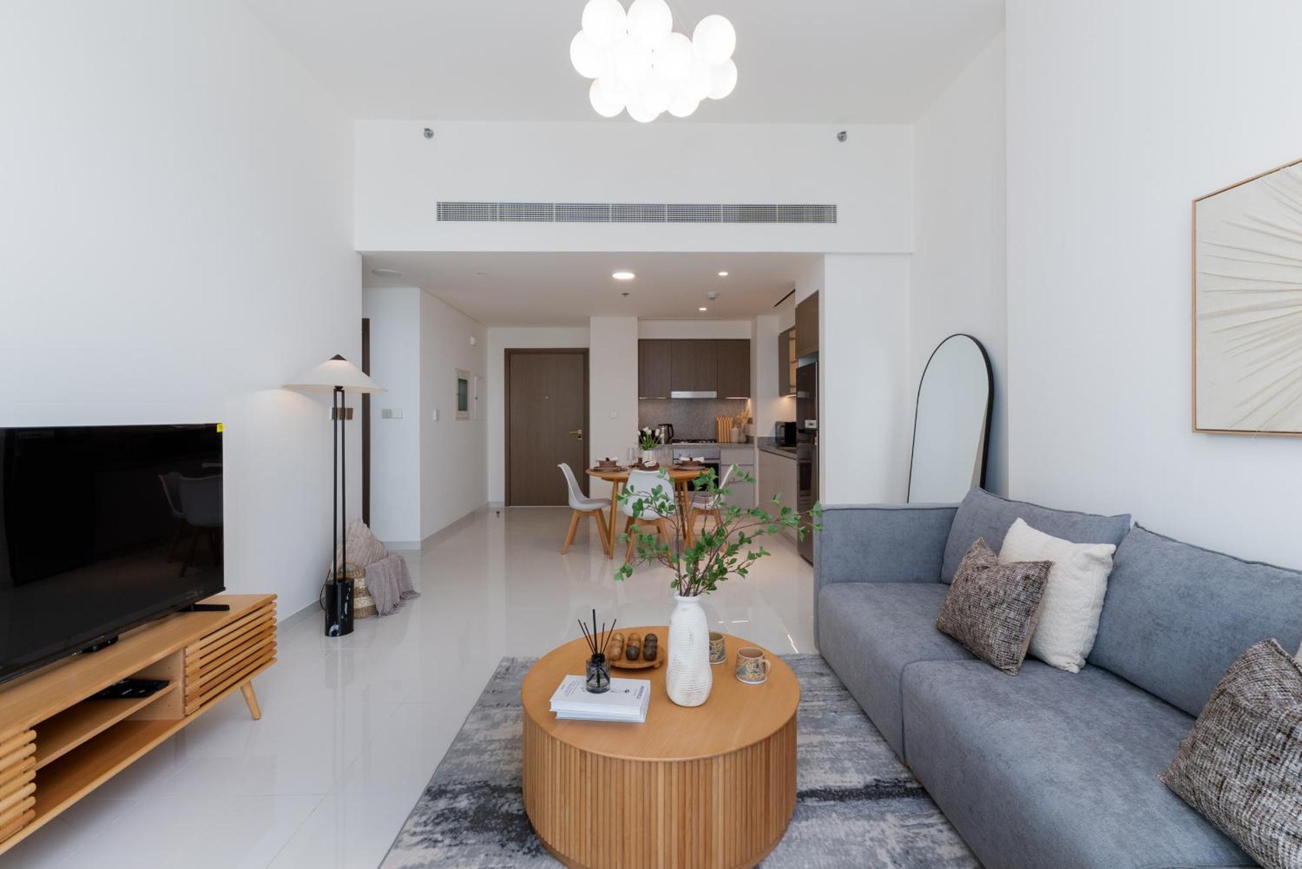 Grand Bleu, Emaar Beachfront - Mint Stay
