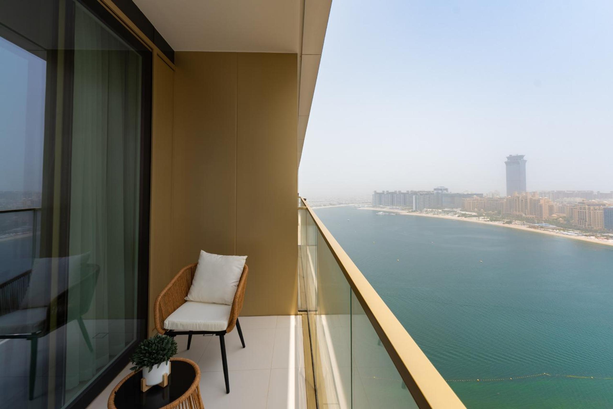 Grand Bleu, Emaar Beachfront - Mint Stay