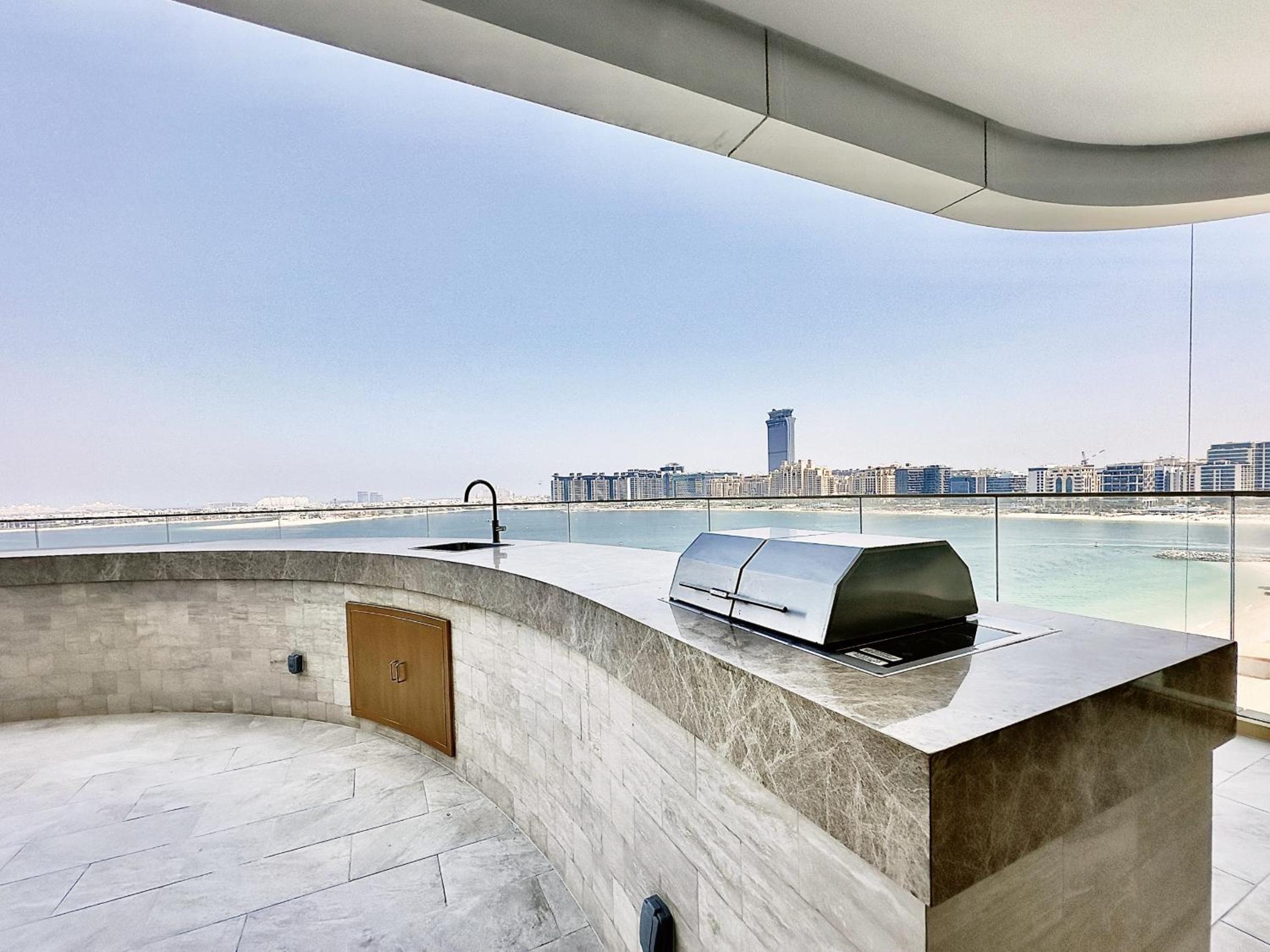 Grand Bleu, Emaar Beachfront - Mint Stay