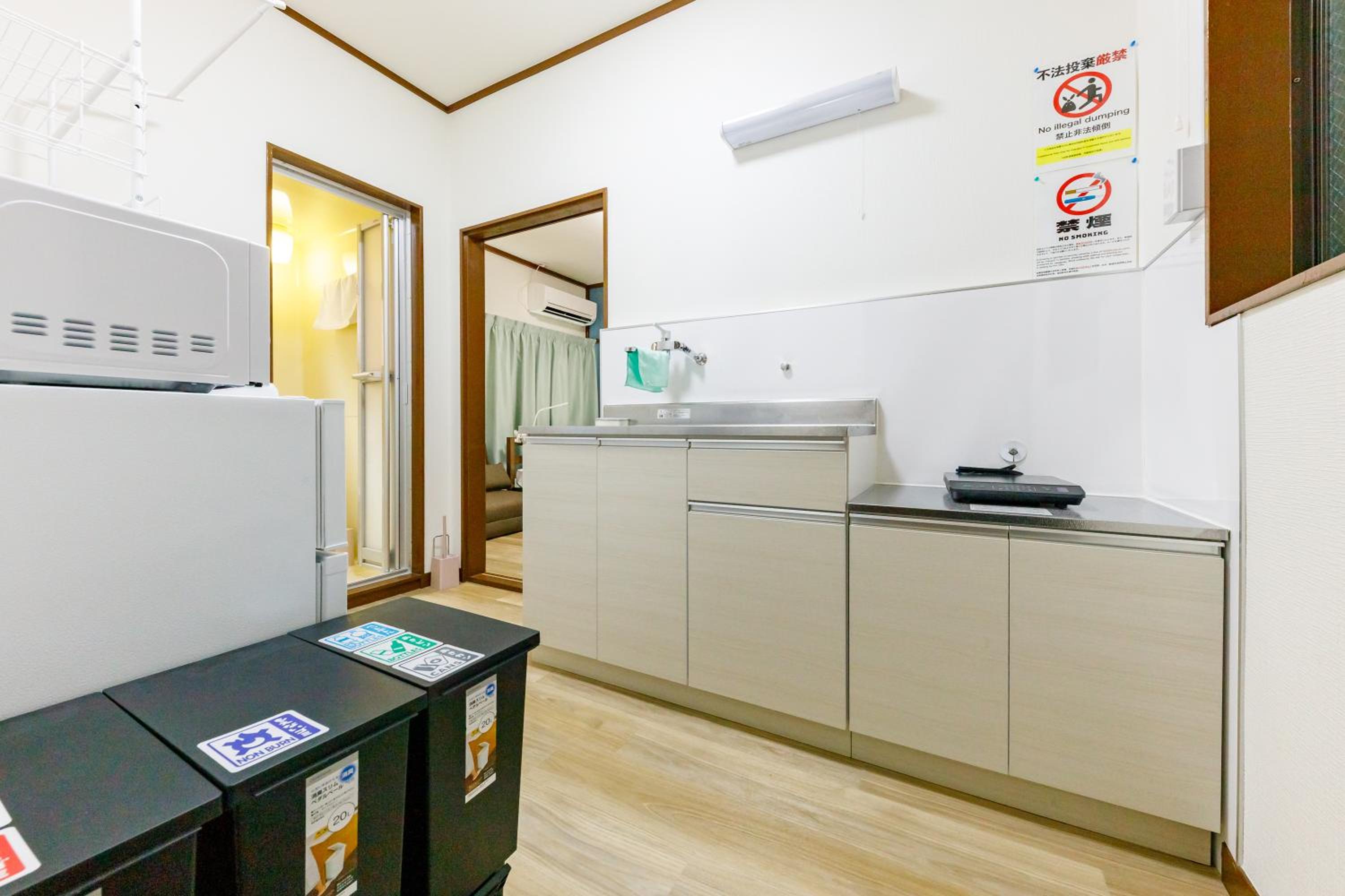 M-Stay Nishishinjuku II, Room 202