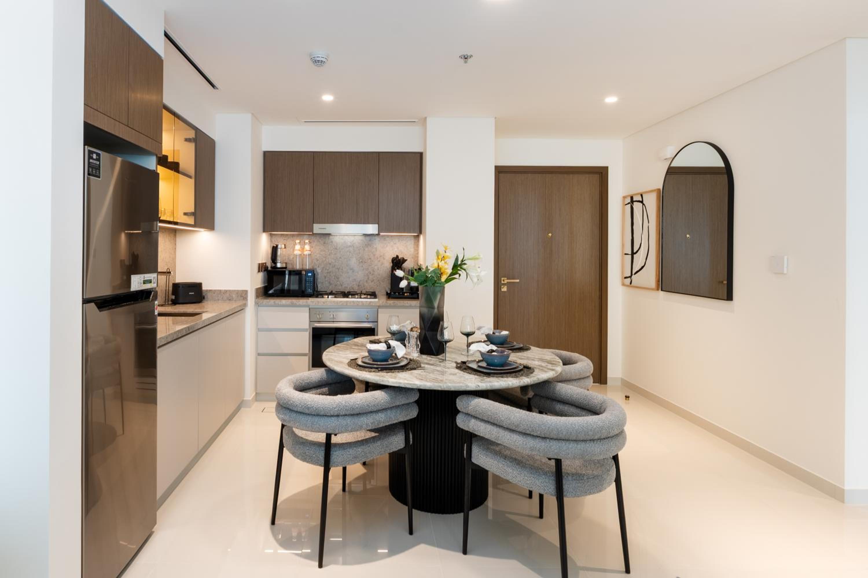 Grand Bleu, Emaar Beachfront - Mint Stay