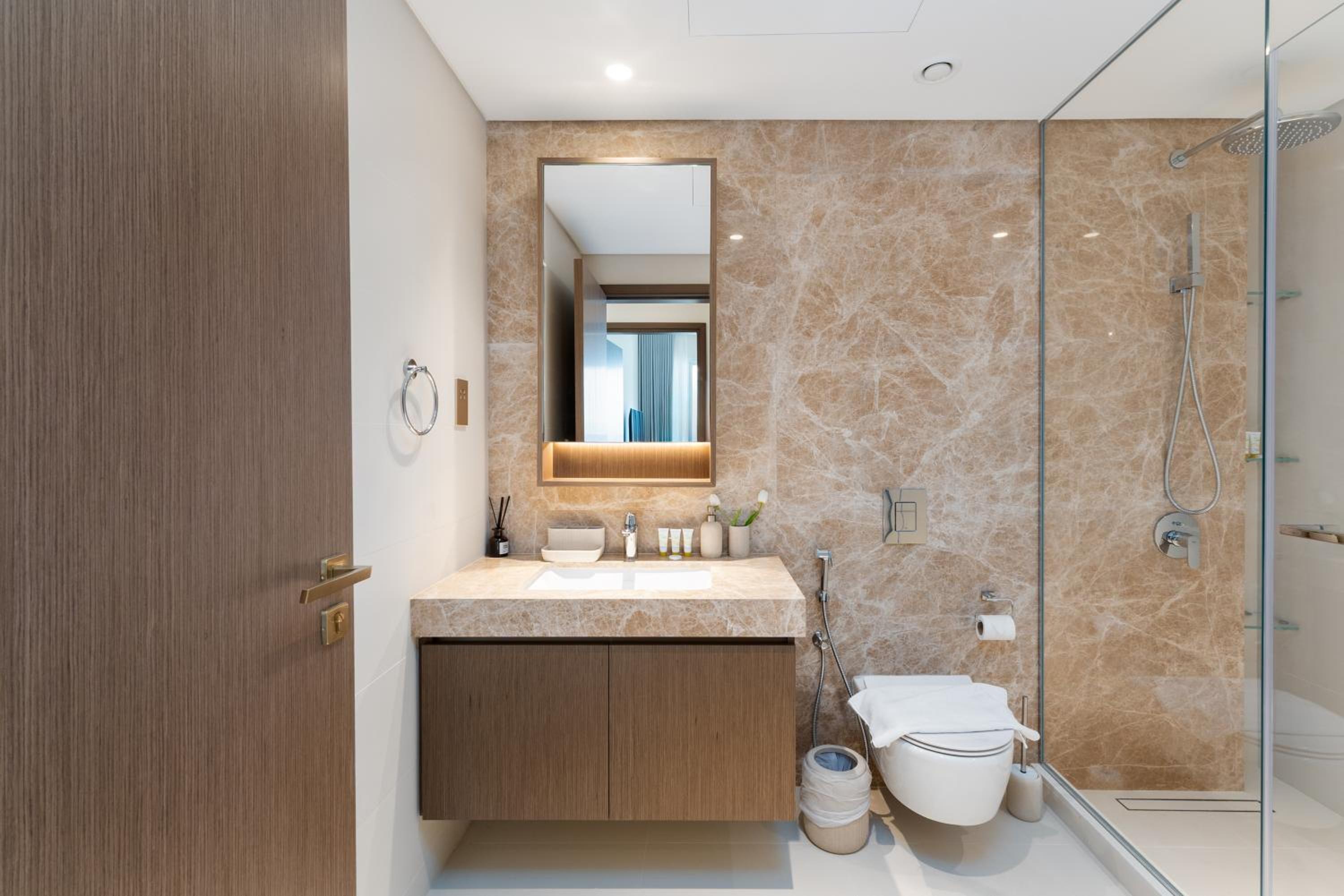Grand Bleu, Emaar Beachfront - Mint Stay