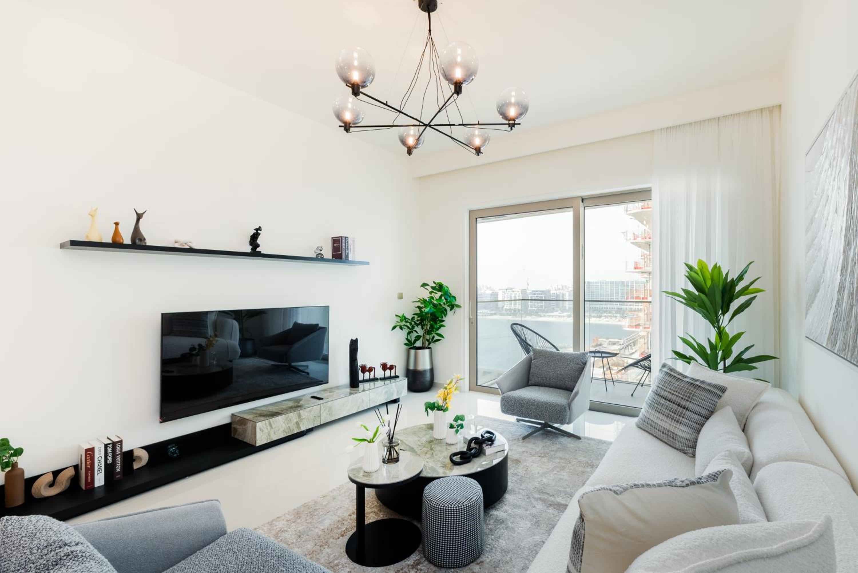 Grand Bleu, Emaar Beachfront - Mint Stay