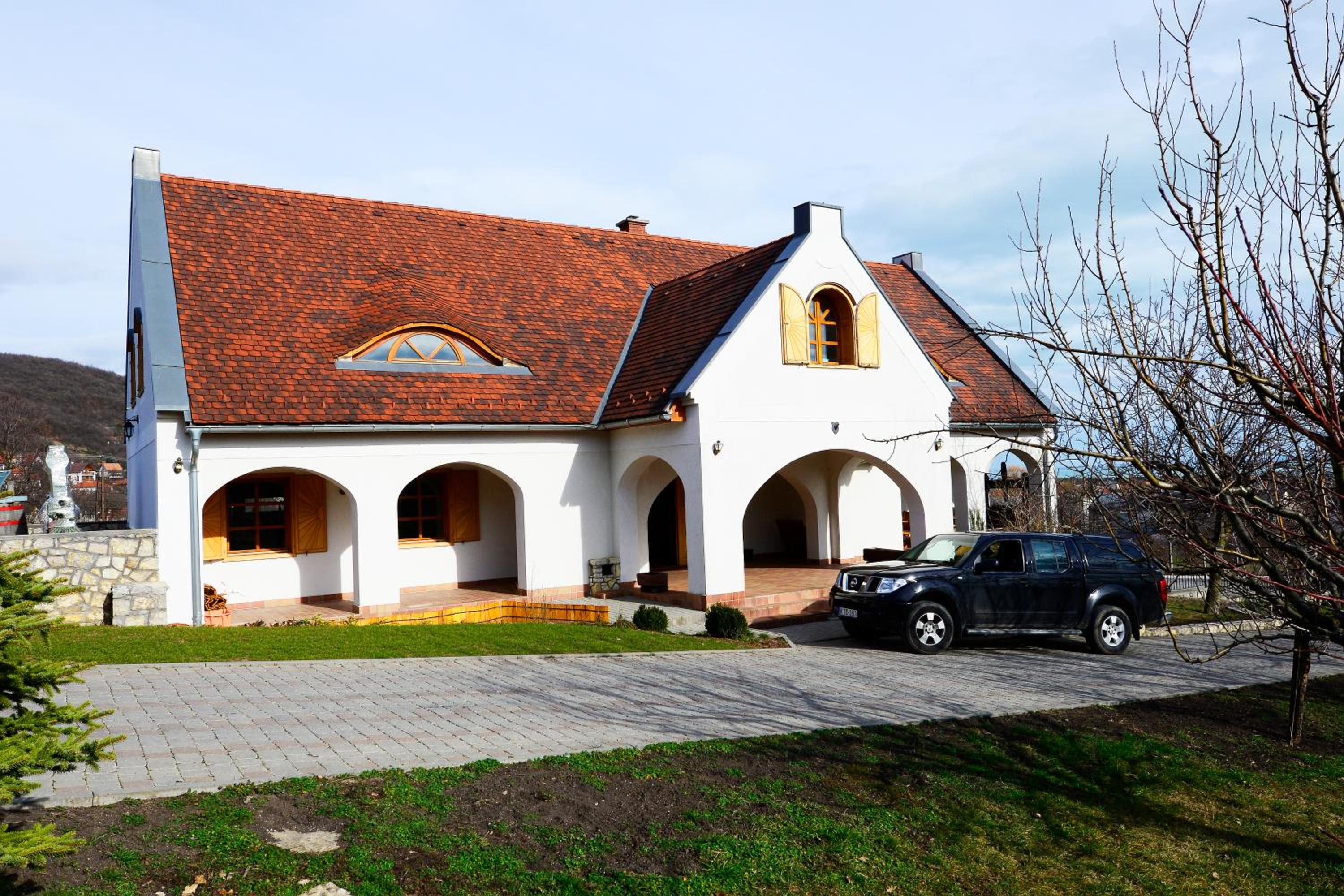 Photo 47