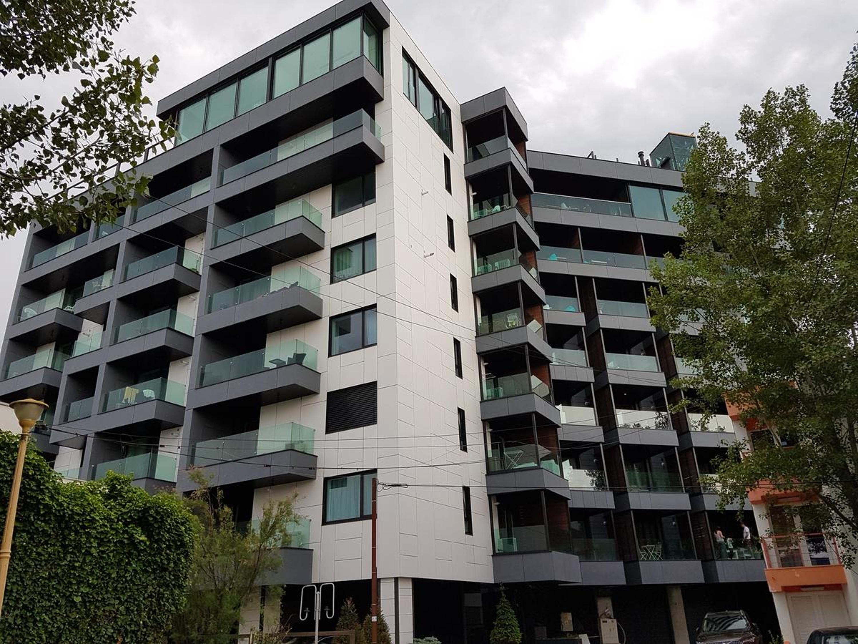 Pupa Residence