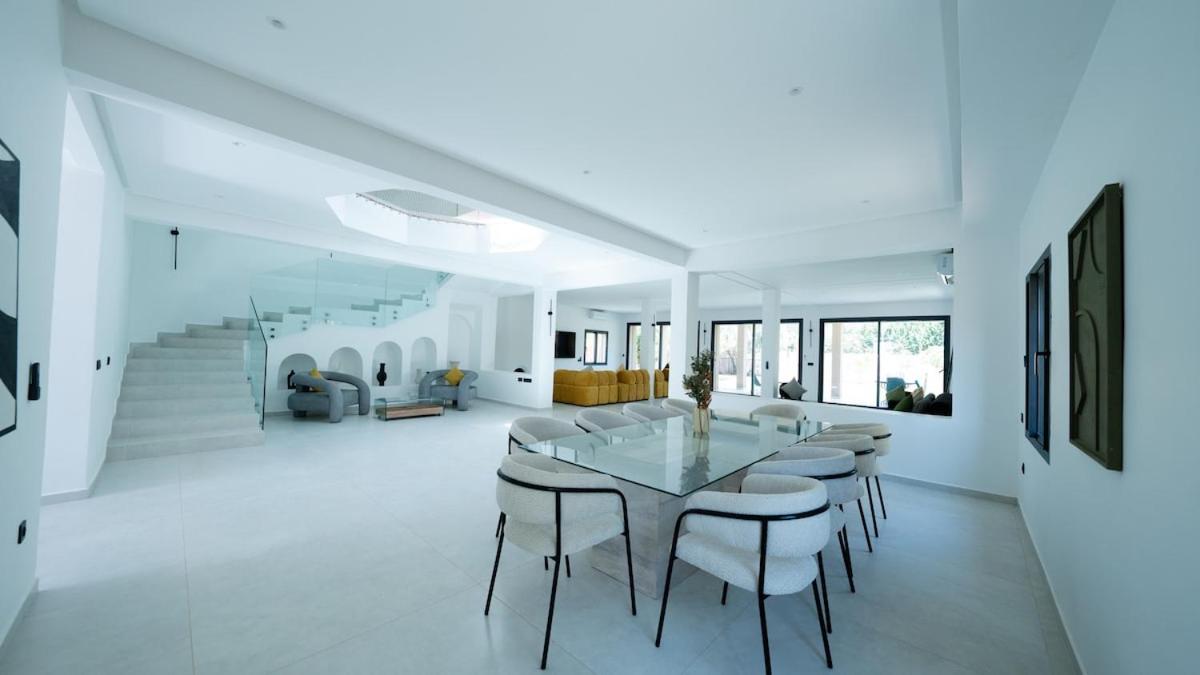 Villa Adam
