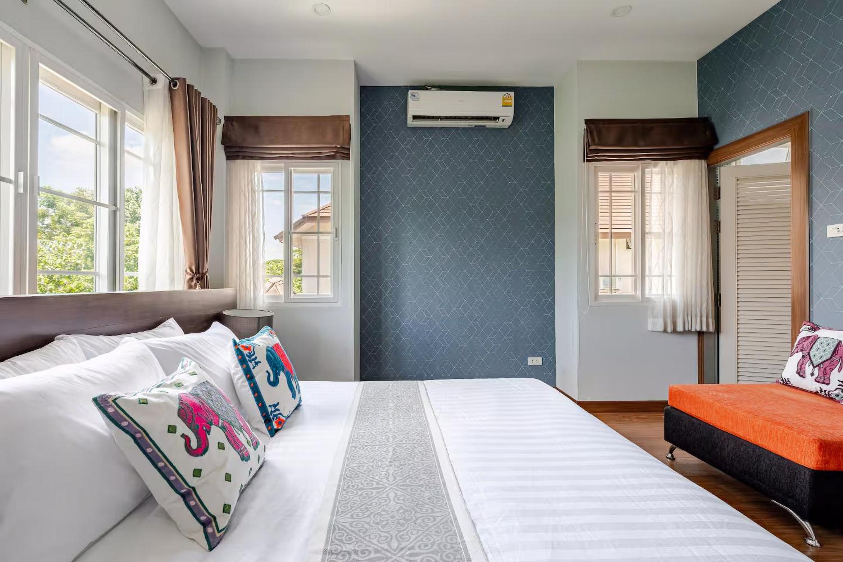 Kevin's Pool Villa at Chiang Mai - 4BDR 4Bath Airport & Old City 5min