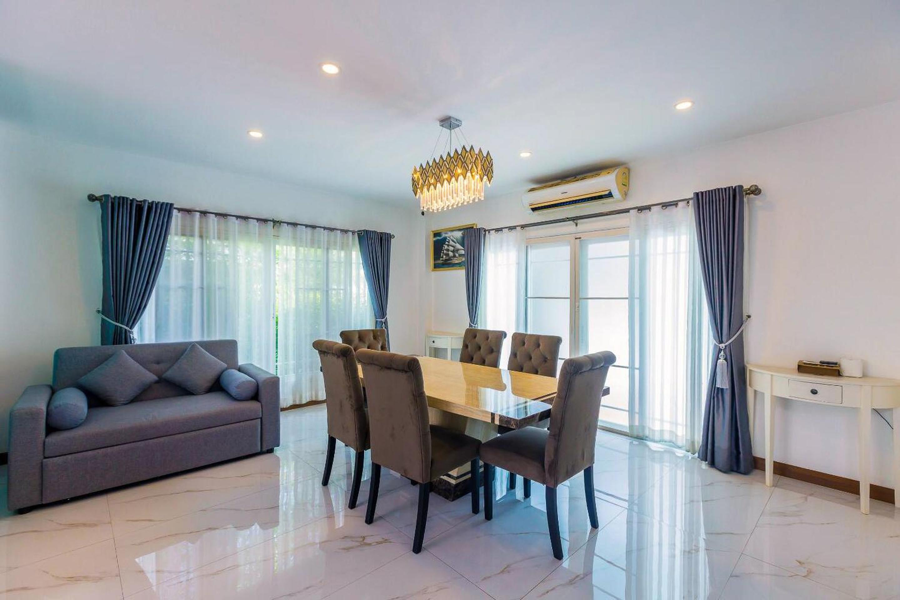 Kevin's Pool Villa at Chiang Mai - 4BDR 4Bath Airport & Old City 5min