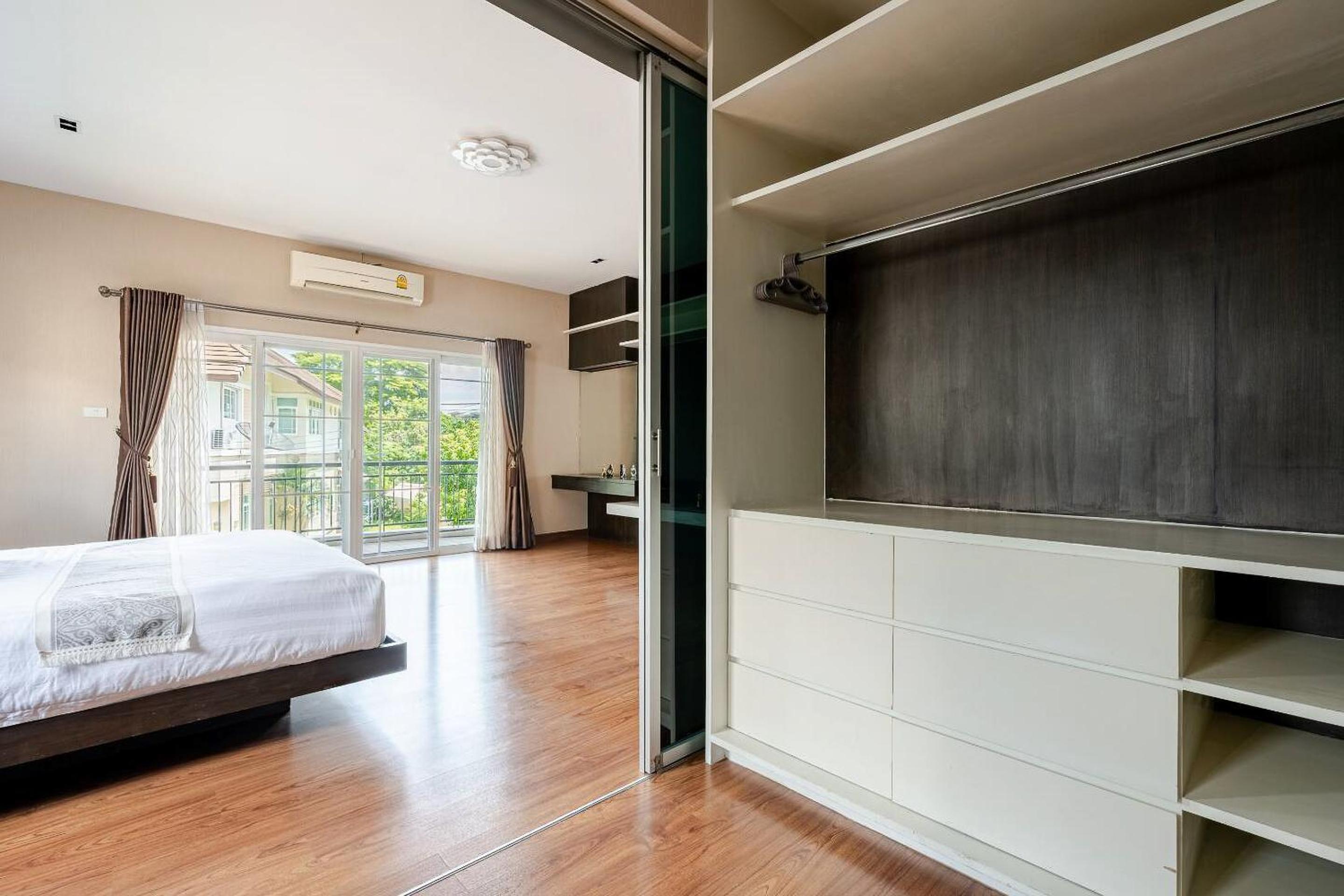 Kevin's Pool Villa at Chiang Mai - 4BDR 4Bath Airport & Old City 5min