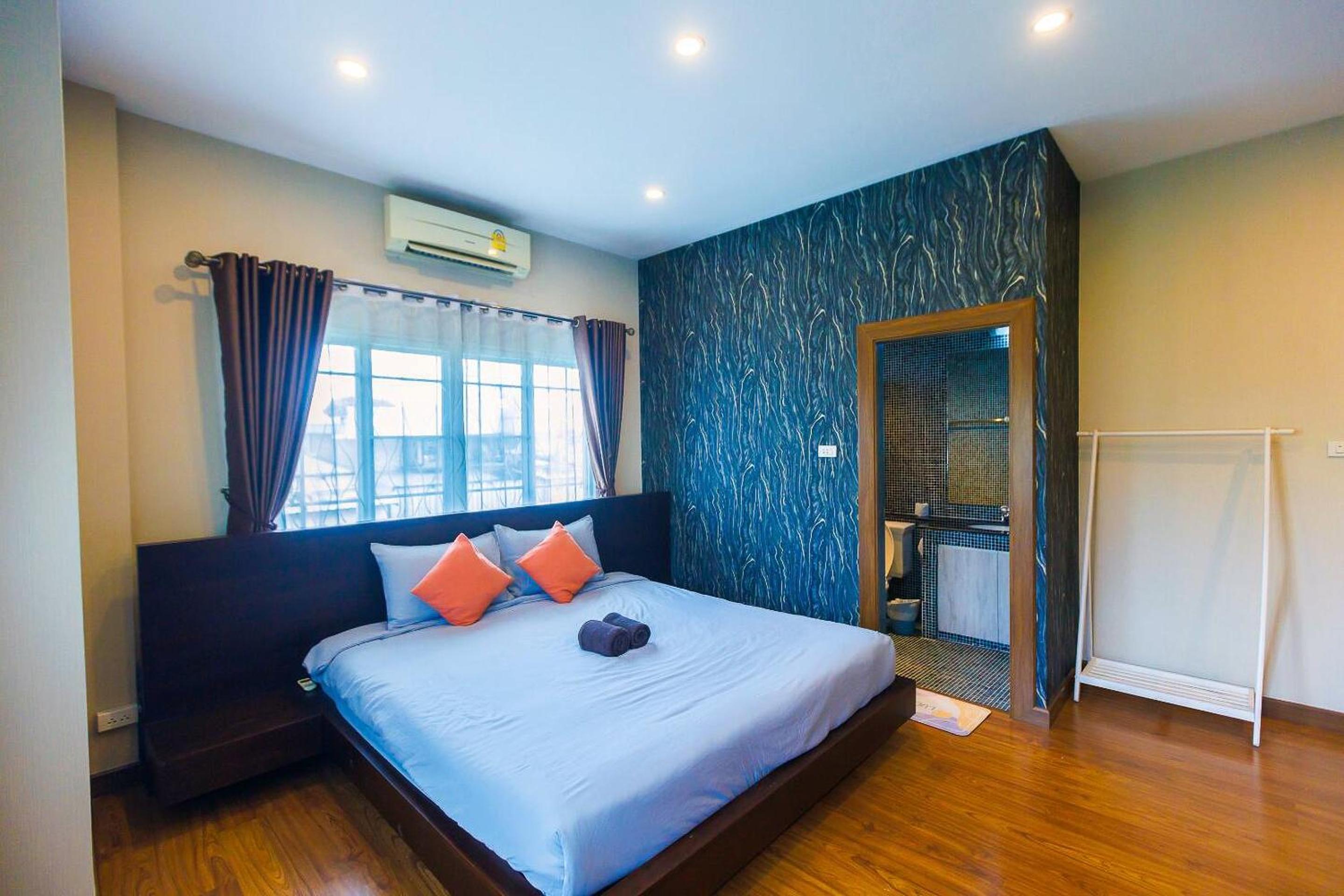 Kevin's Pool Villa at Chiang Mai - 4BDR 4Bath Airport & Old City 5min