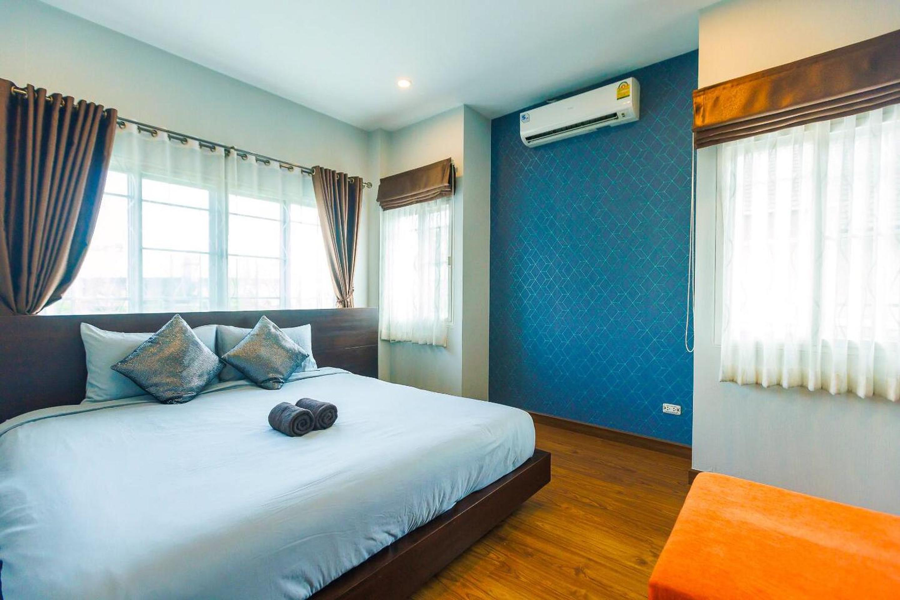 Kevin's Pool Villa at Chiang Mai - 4BDR 4Bath Airport & Old City 5min