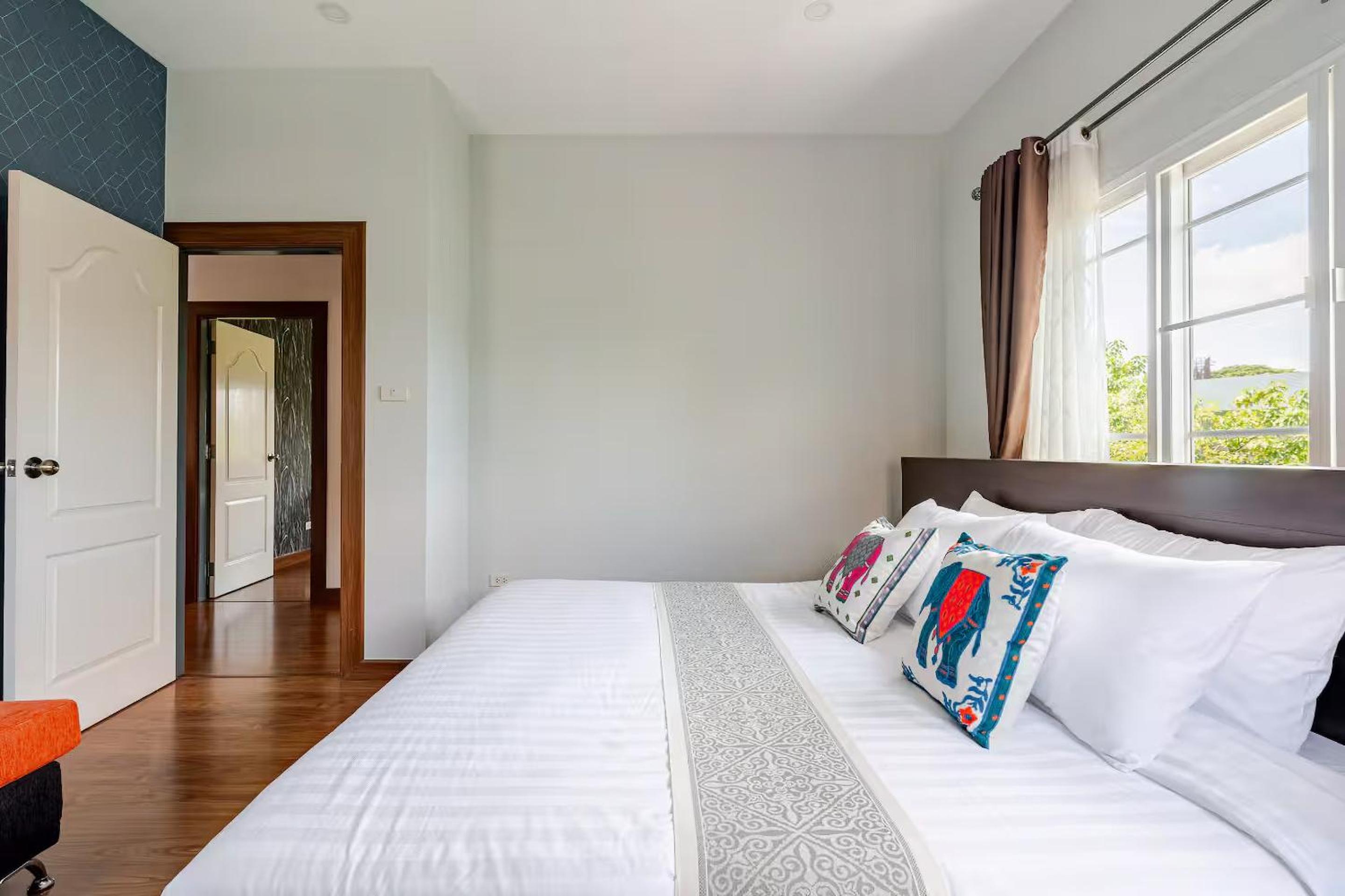Kevin's Pool Villa at Chiang Mai - 4BDR 4Bath Airport & Old City 5min