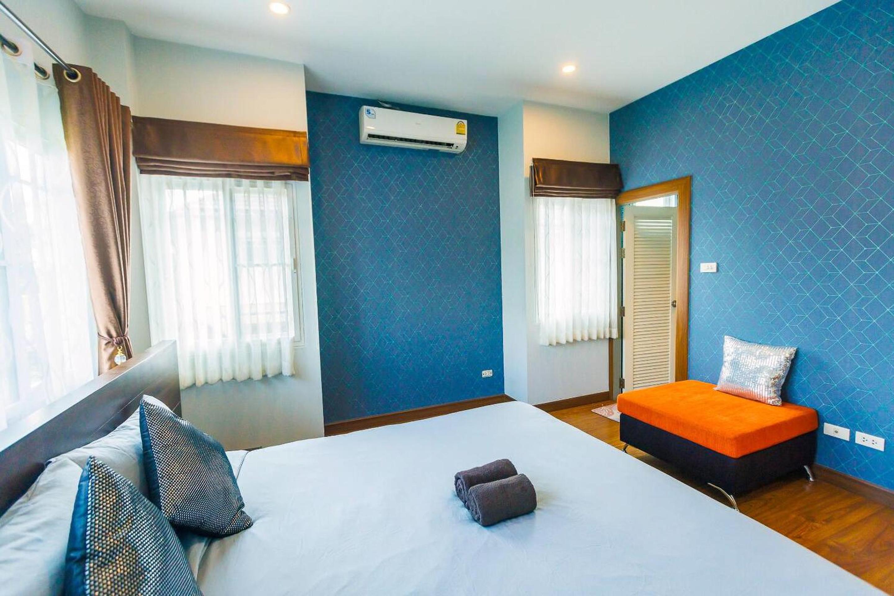 Kevin's Pool Villa at Chiang Mai - 4BDR 4Bath Airport & Old City 5min