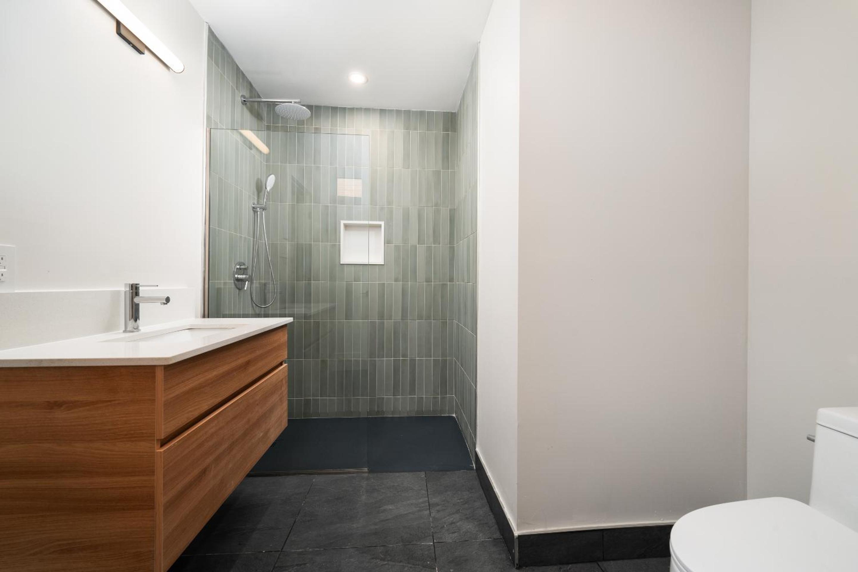 MTL Central Stay Apartments