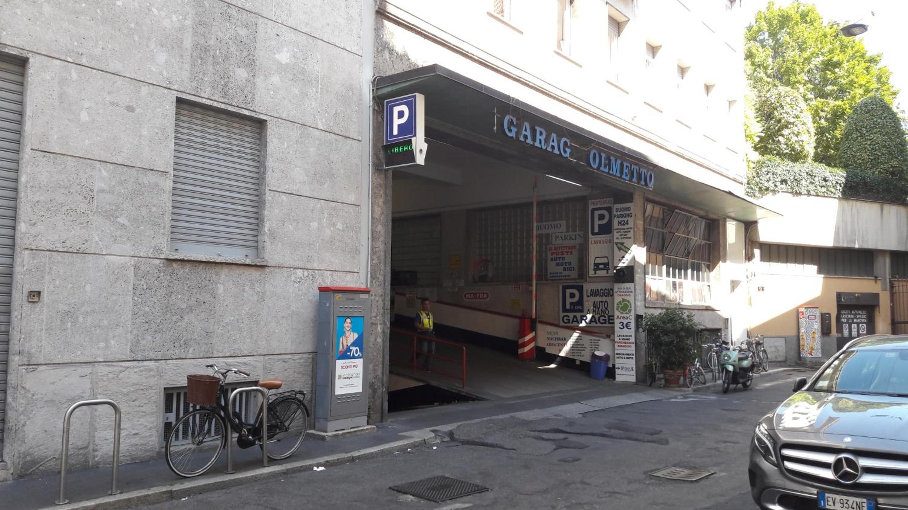 ComeCasa 10 Min Walk to Duomo 2BR Family Flat
