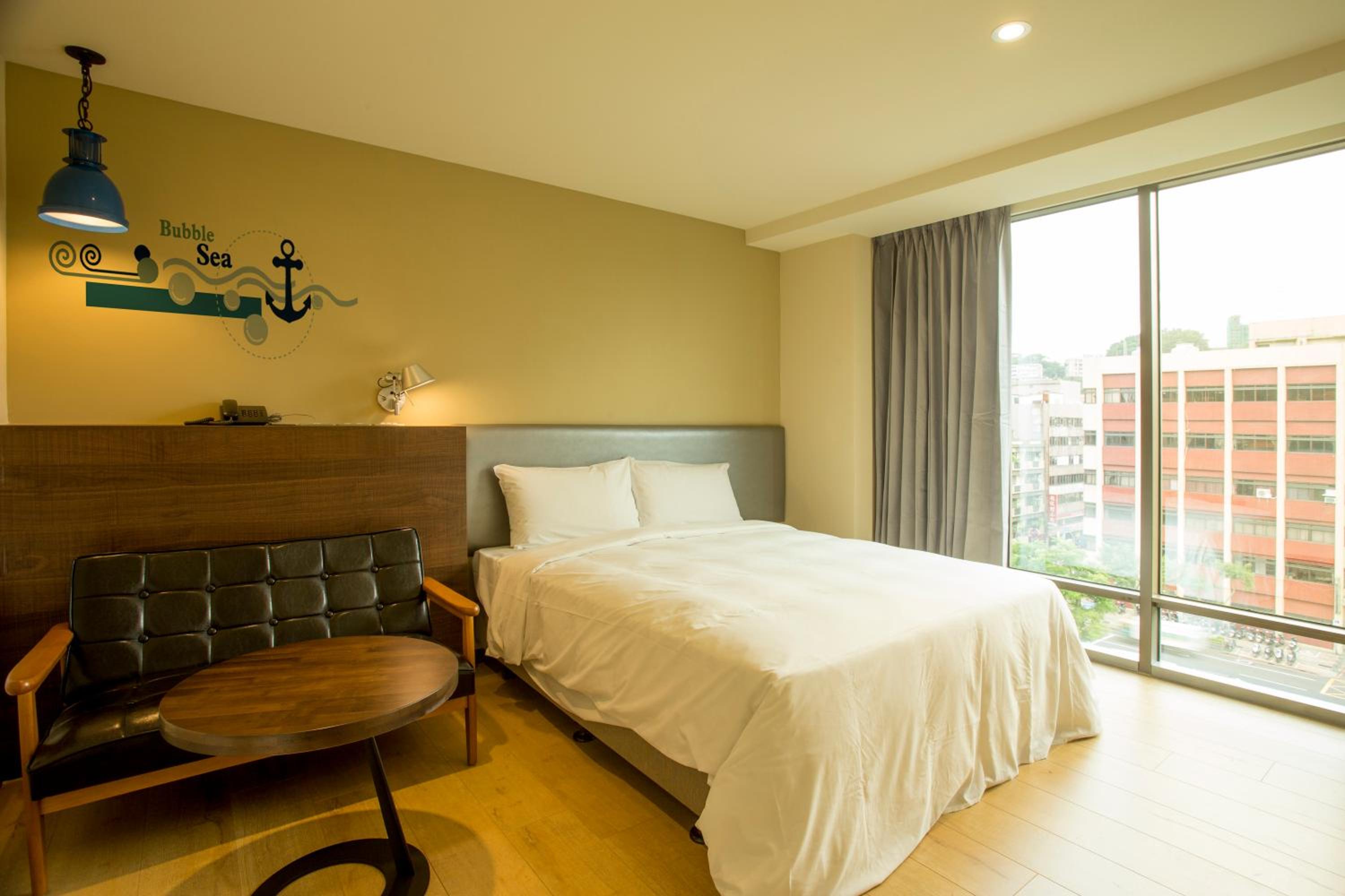 Just Live Inn-Keelung